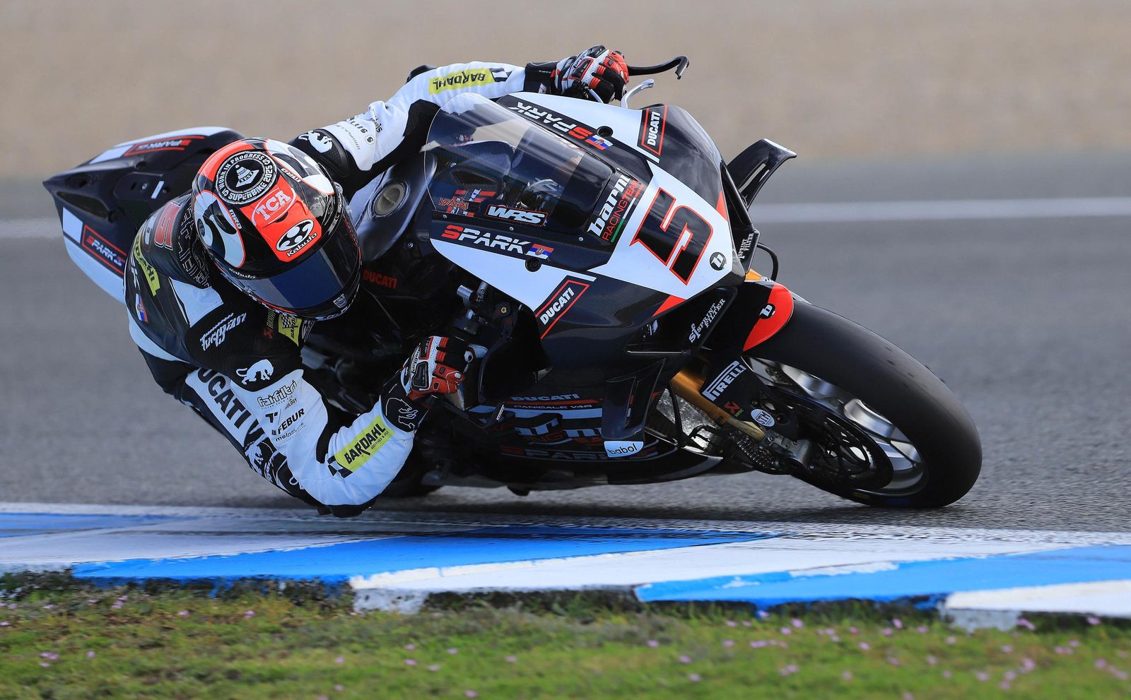Imágenes del entrenamiento de Superbike en el Circuito de Jerez