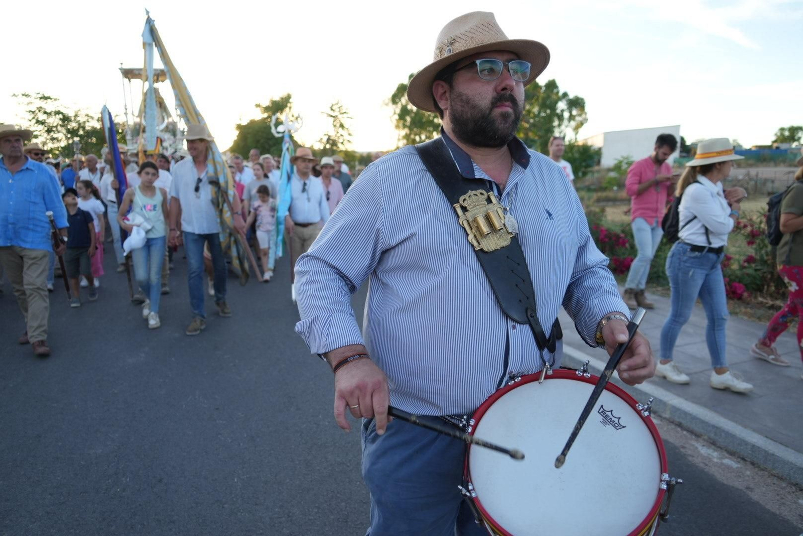 La romería de la Virgen de Luna del Lunes de Pentecostés en Villanueva de Córdoba, en imágenes