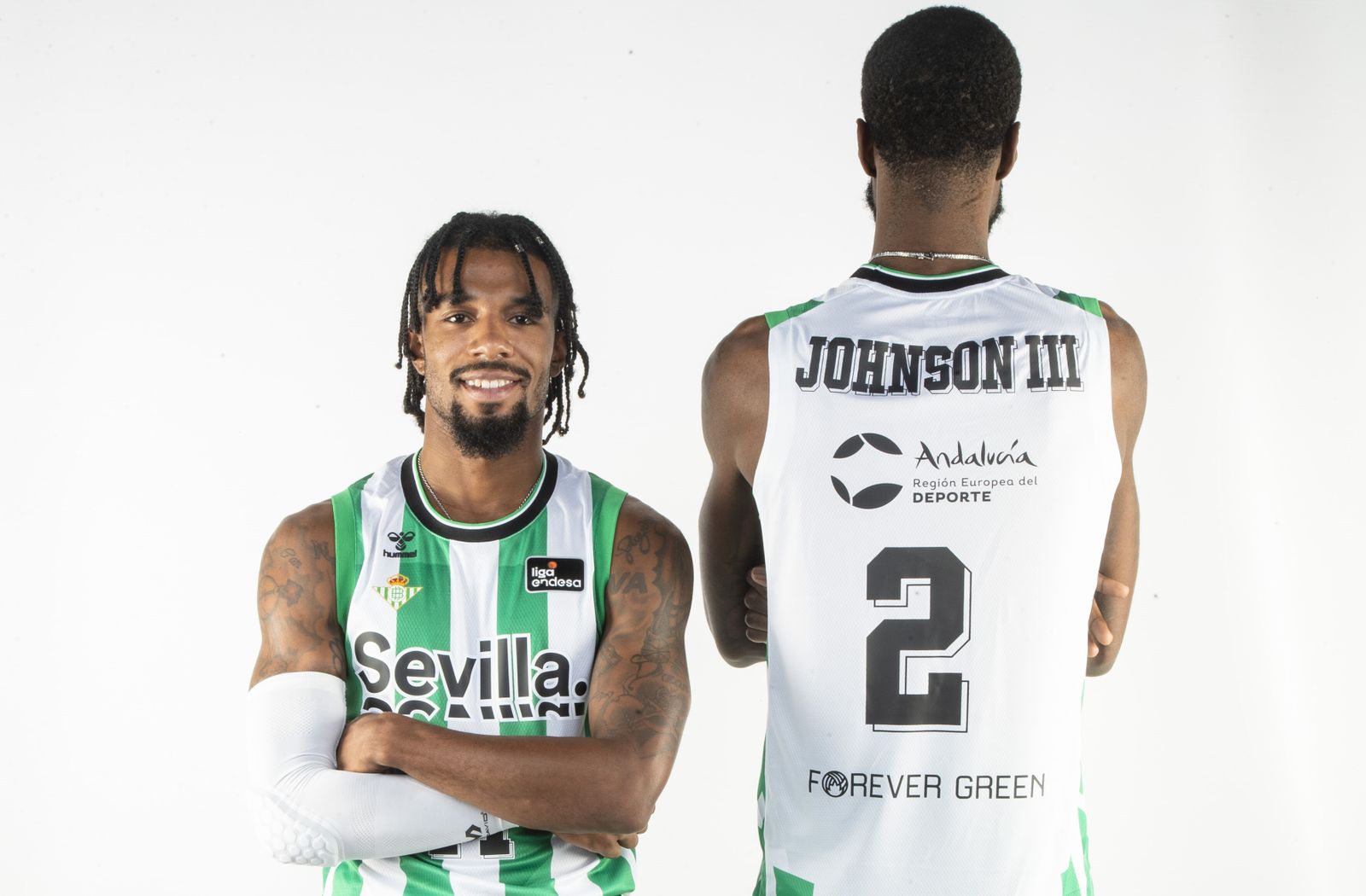 Shannon Evans y BJ Johnson.