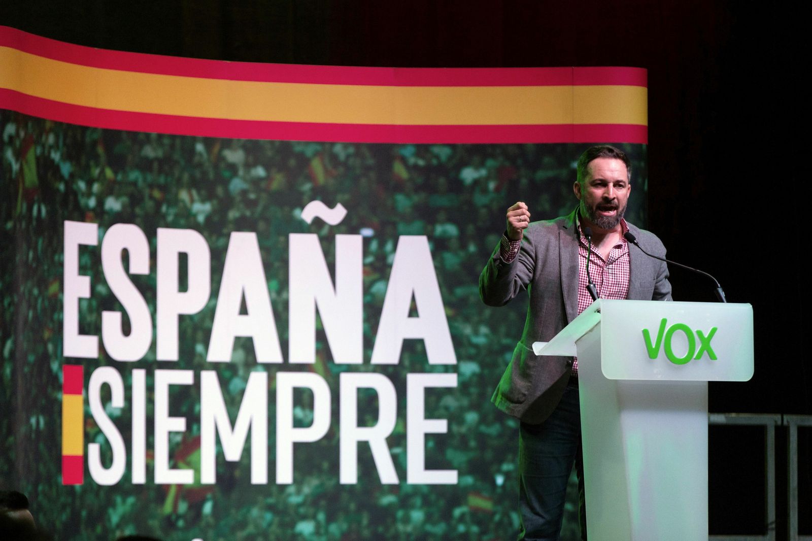 Vox lanza su campaña en Barcelona con un acto en el Santiago Abascal ha dado un mitin.