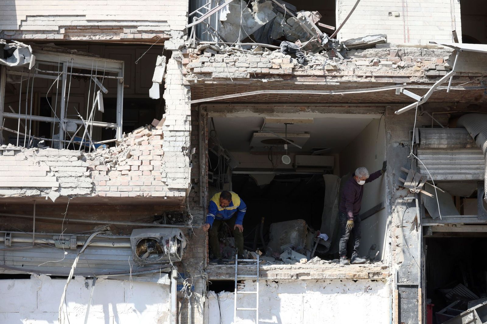 Los ataques en la Guerra de Oriente Medio: fuego y destrucción en otro día más de conflicto