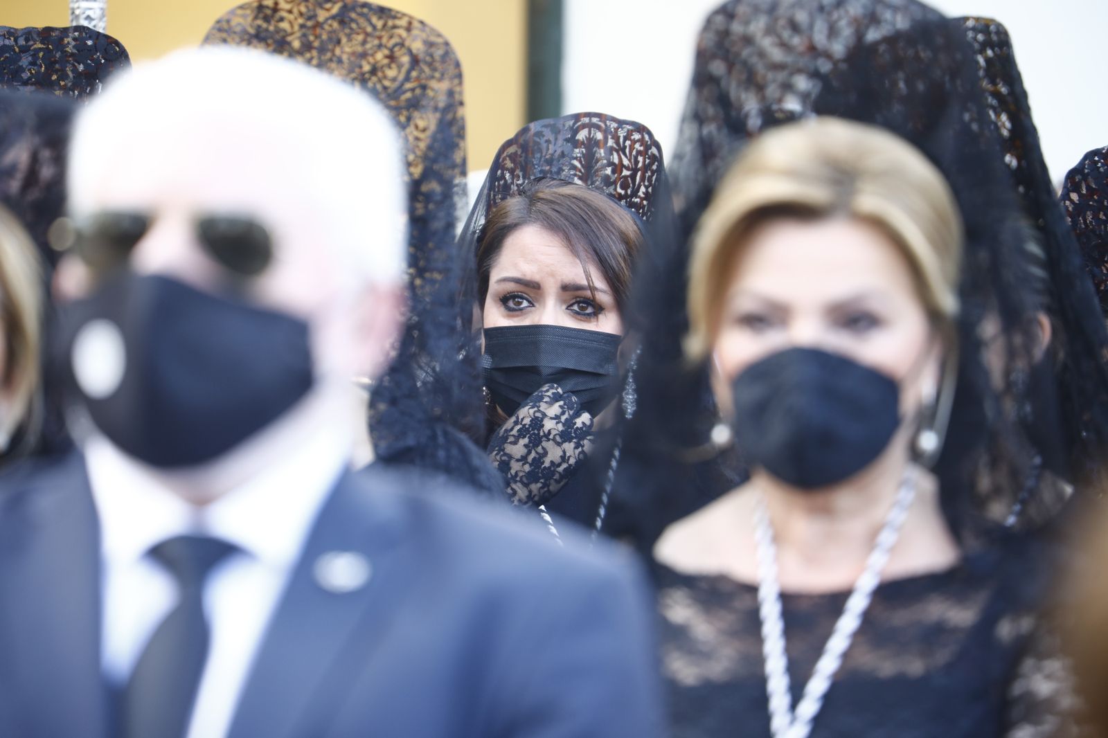 Jueves Santo en Córdoba: La procesión del Cristo de Gracia, en imágenes