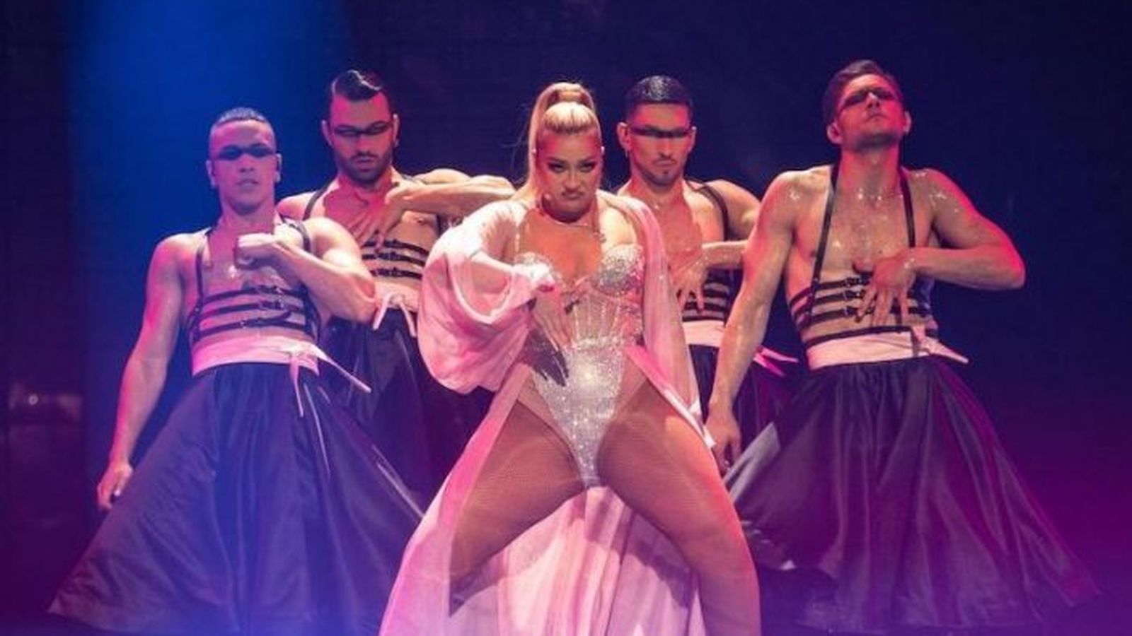 La representante de Albania, que no se clasificó para la final.