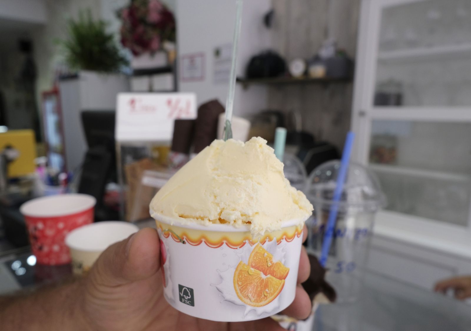 Las heladerías de Córdoba refrescan el verano, en fotografías