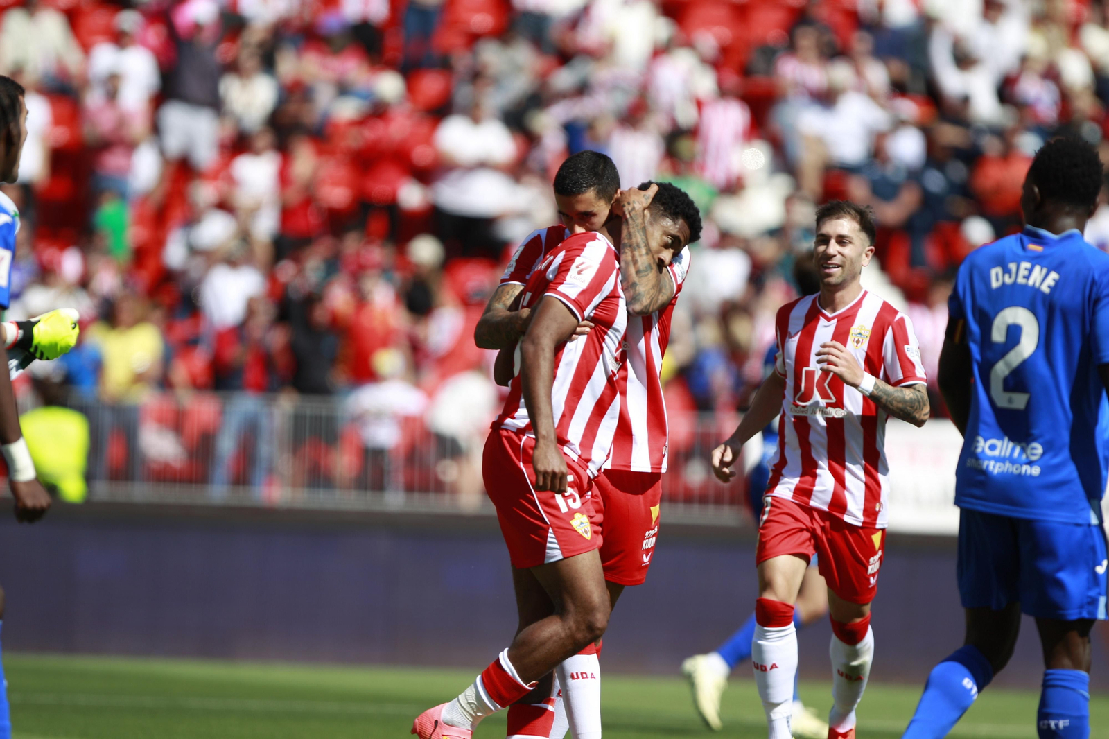Las imágenes del triste descenso de la UDA ante el Getafe