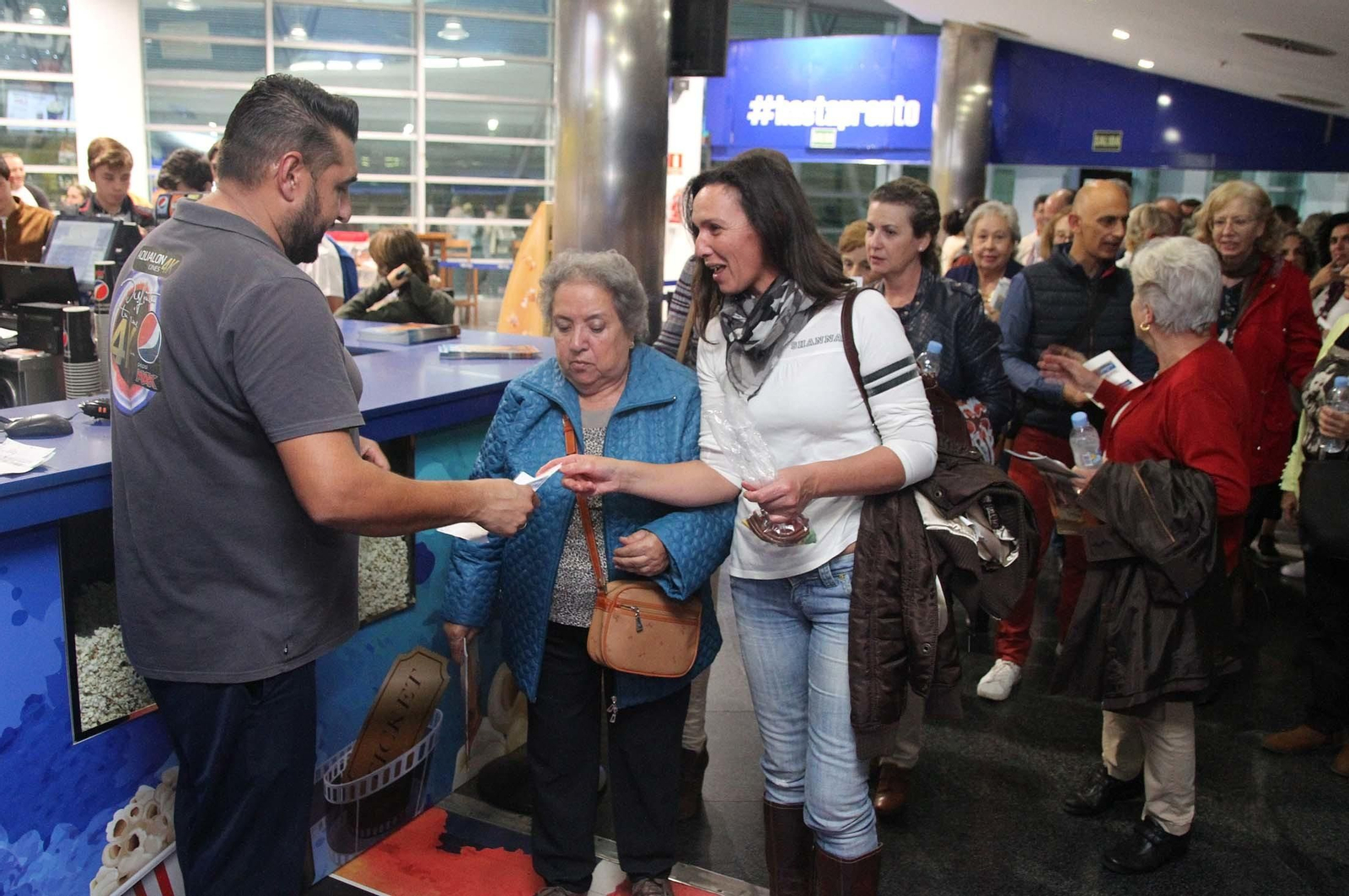 Imágenes de la proyección de la película Bernarda en CineBox Aqualon