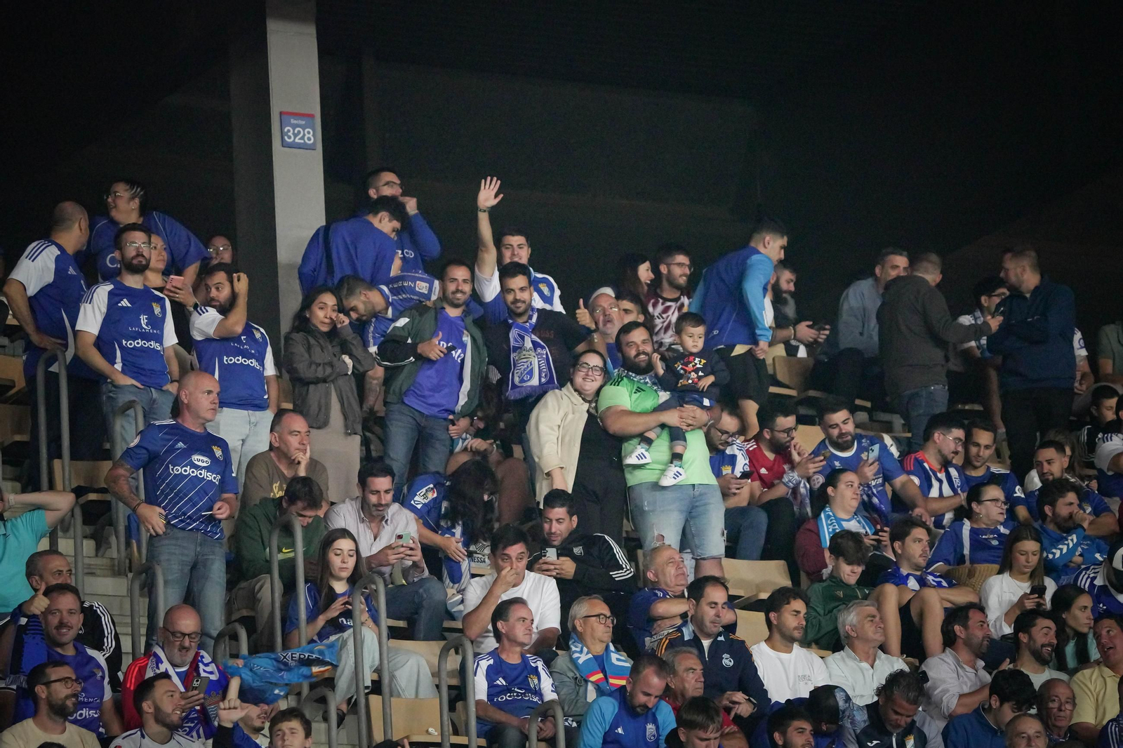 Búscate en el partido del Xerez CD - Minera
