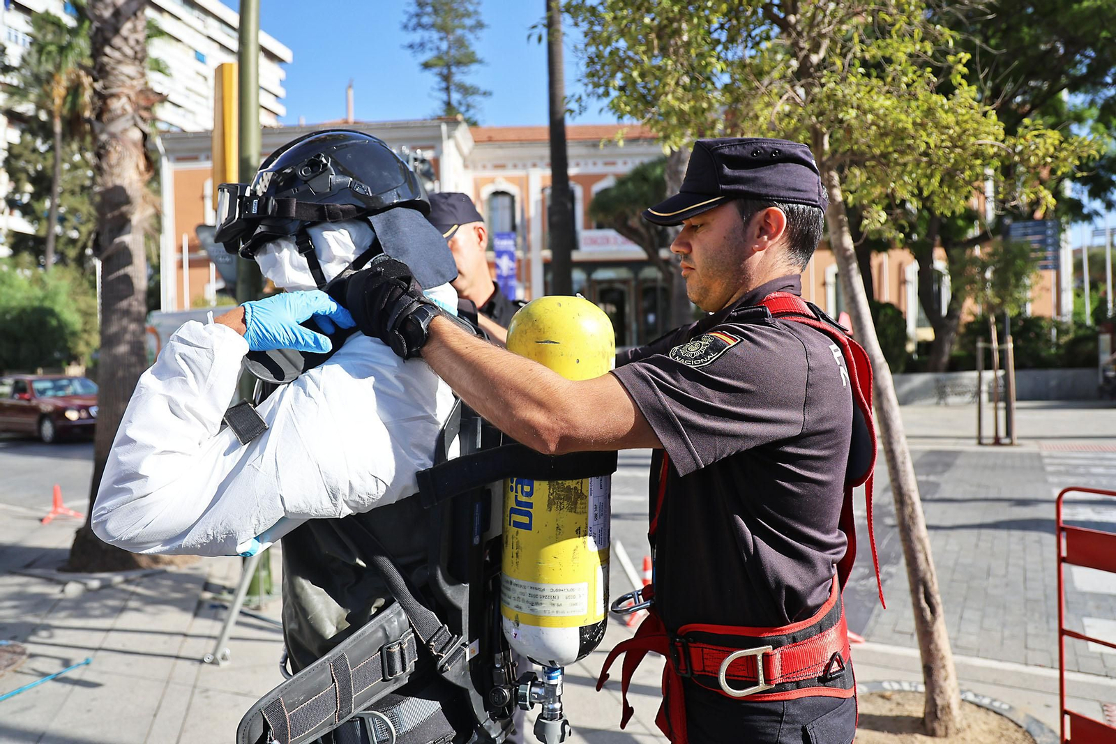 Así trabaja la Unidad de Subsuelo de la Policía para garantizar la seguridad en Huelva durante la Magna
