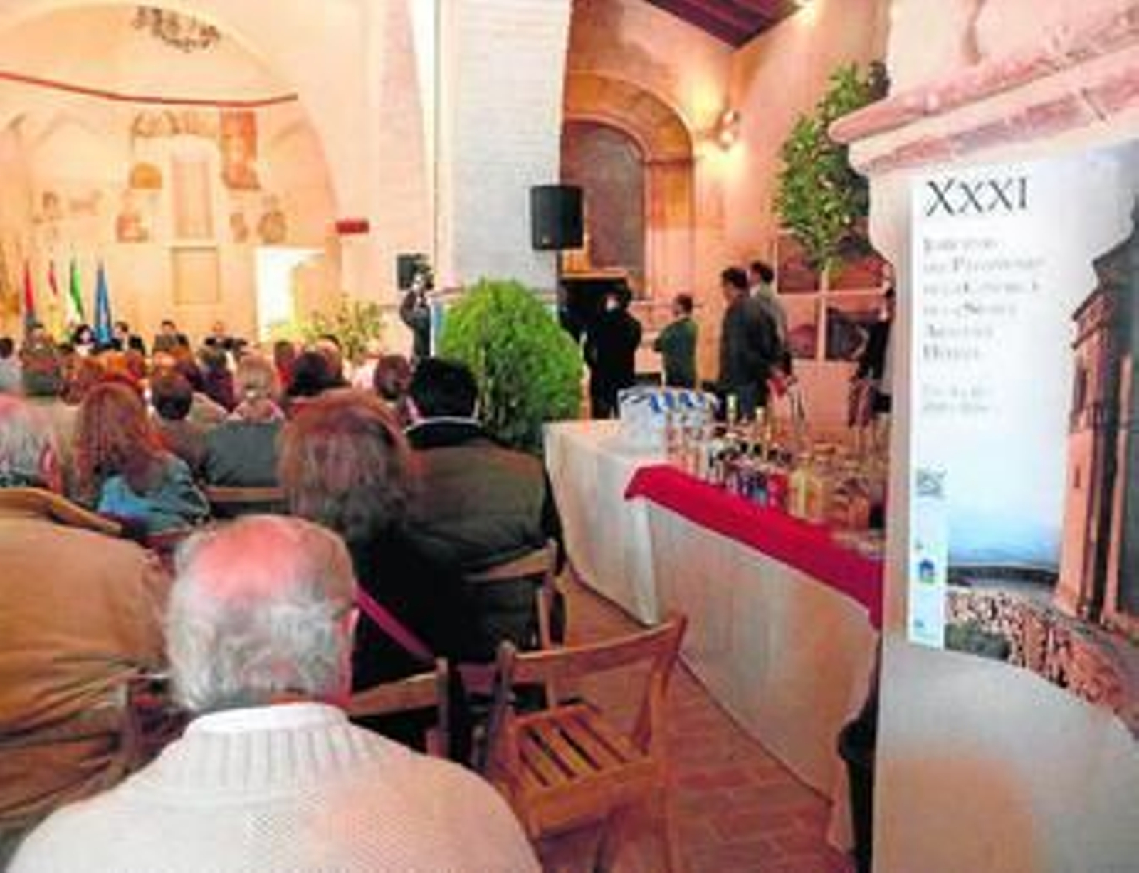 Presentación de las jornadas en la Iglesia Santo Domingo, ayer.