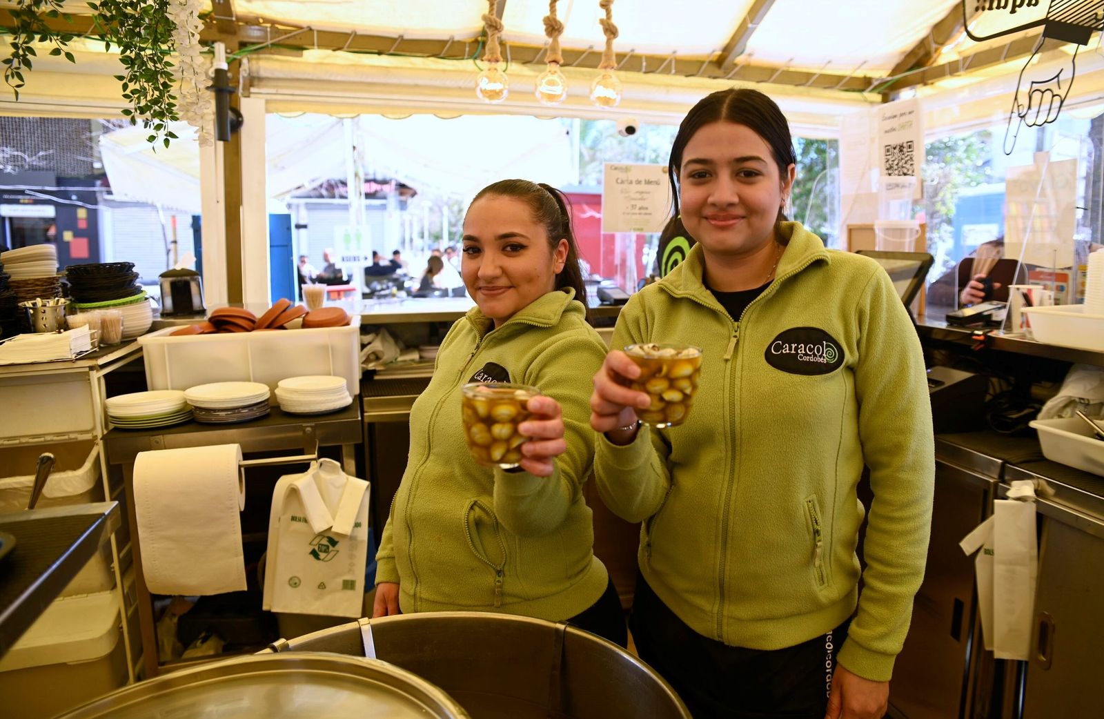 El arranque de la temporada de caracoles en Córdoba, en imágenes