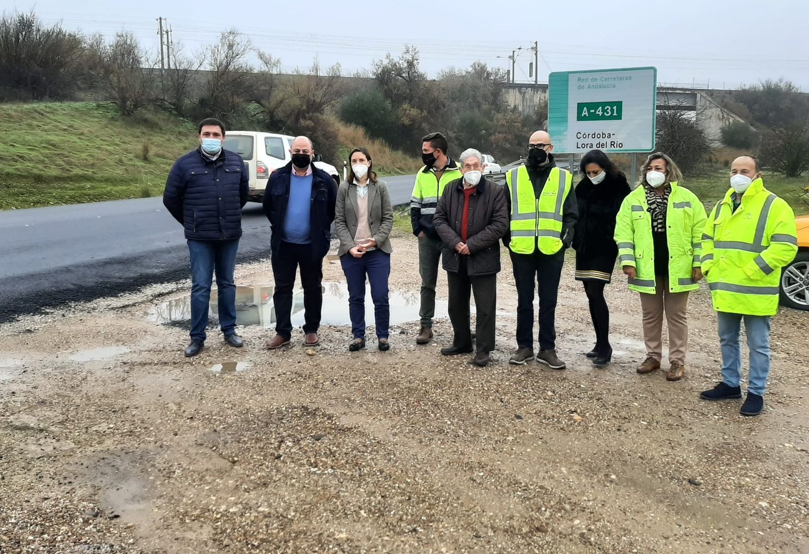 Cristina Casanueva, en la visita a las obras de la A-431.