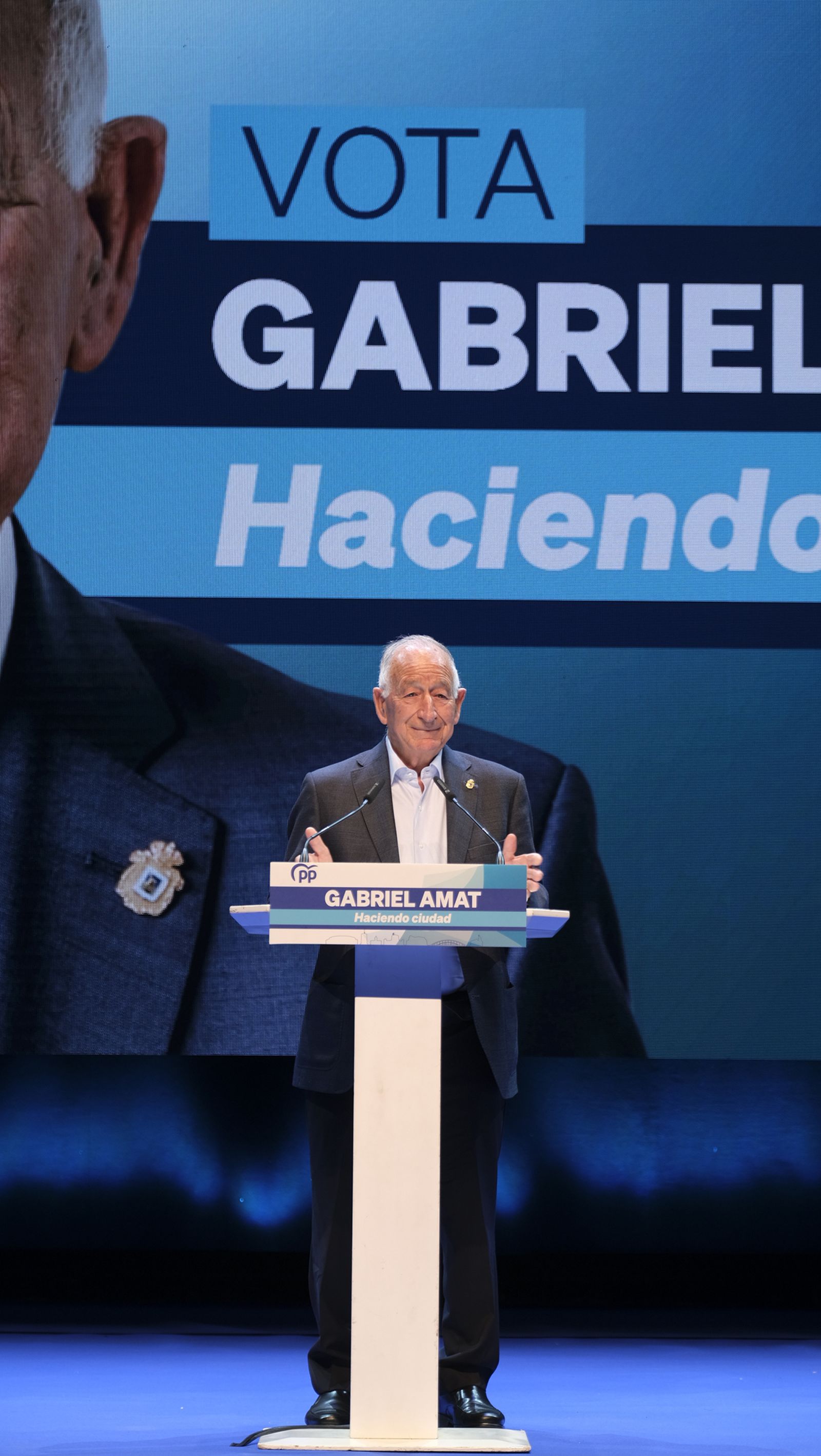 Imágenes de Rajoy apoyando la candidatura de Gabriel Amat a la Alcaldía de Roquetas de Mar