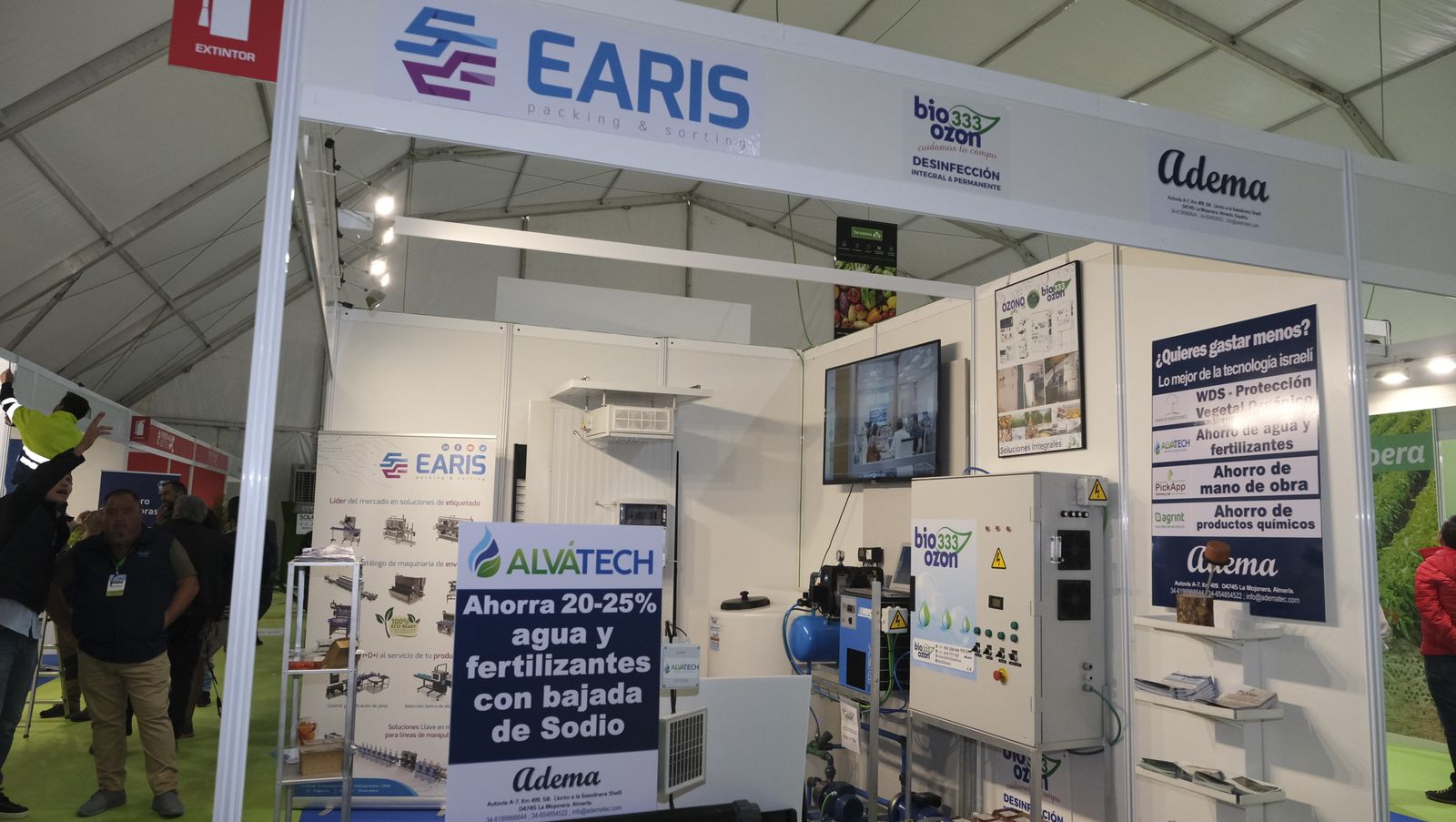 Imágenes del primer día de Expolevante Níjar.