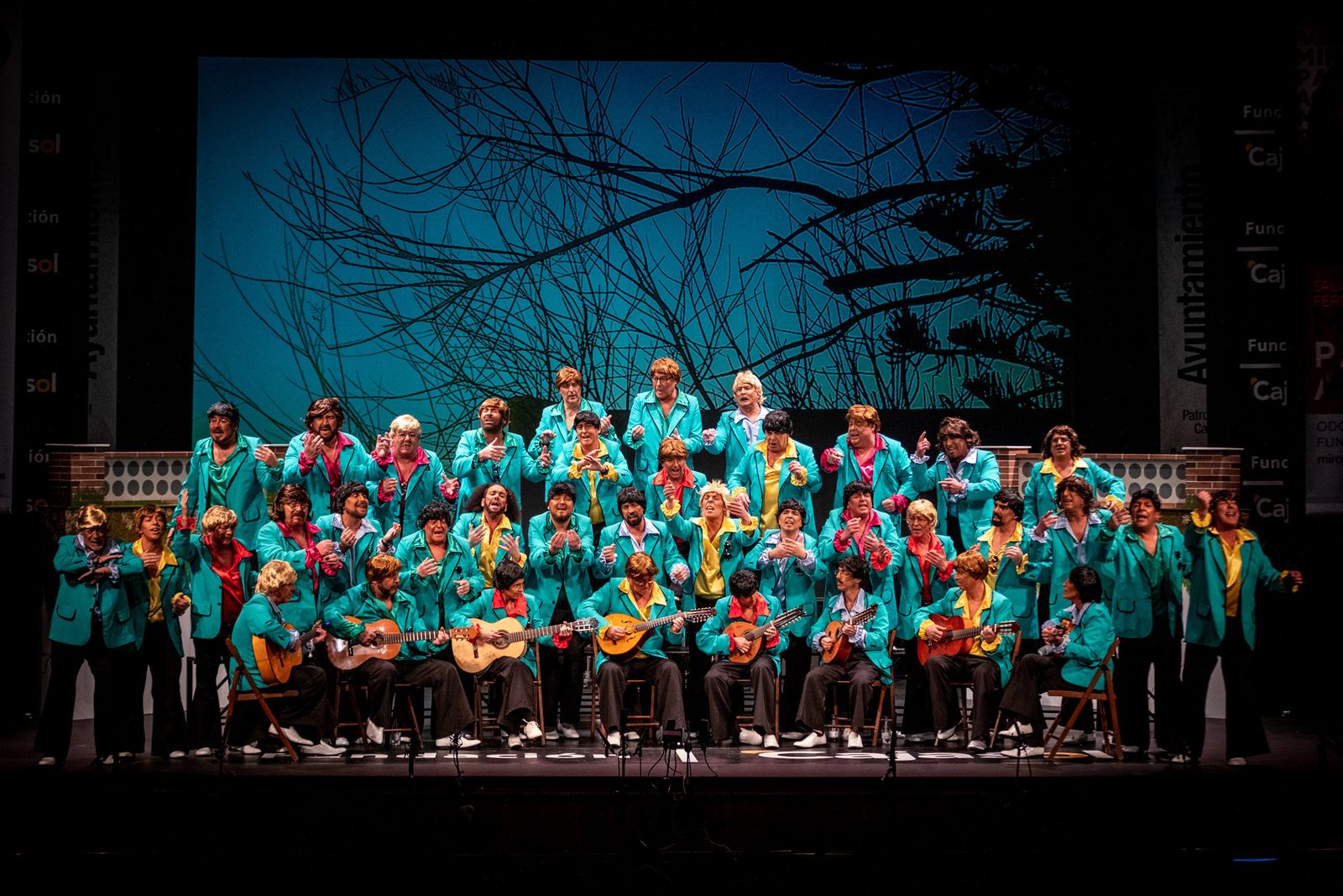 El coro 'Bravo por la música' fue el encargado de abrir la sesión