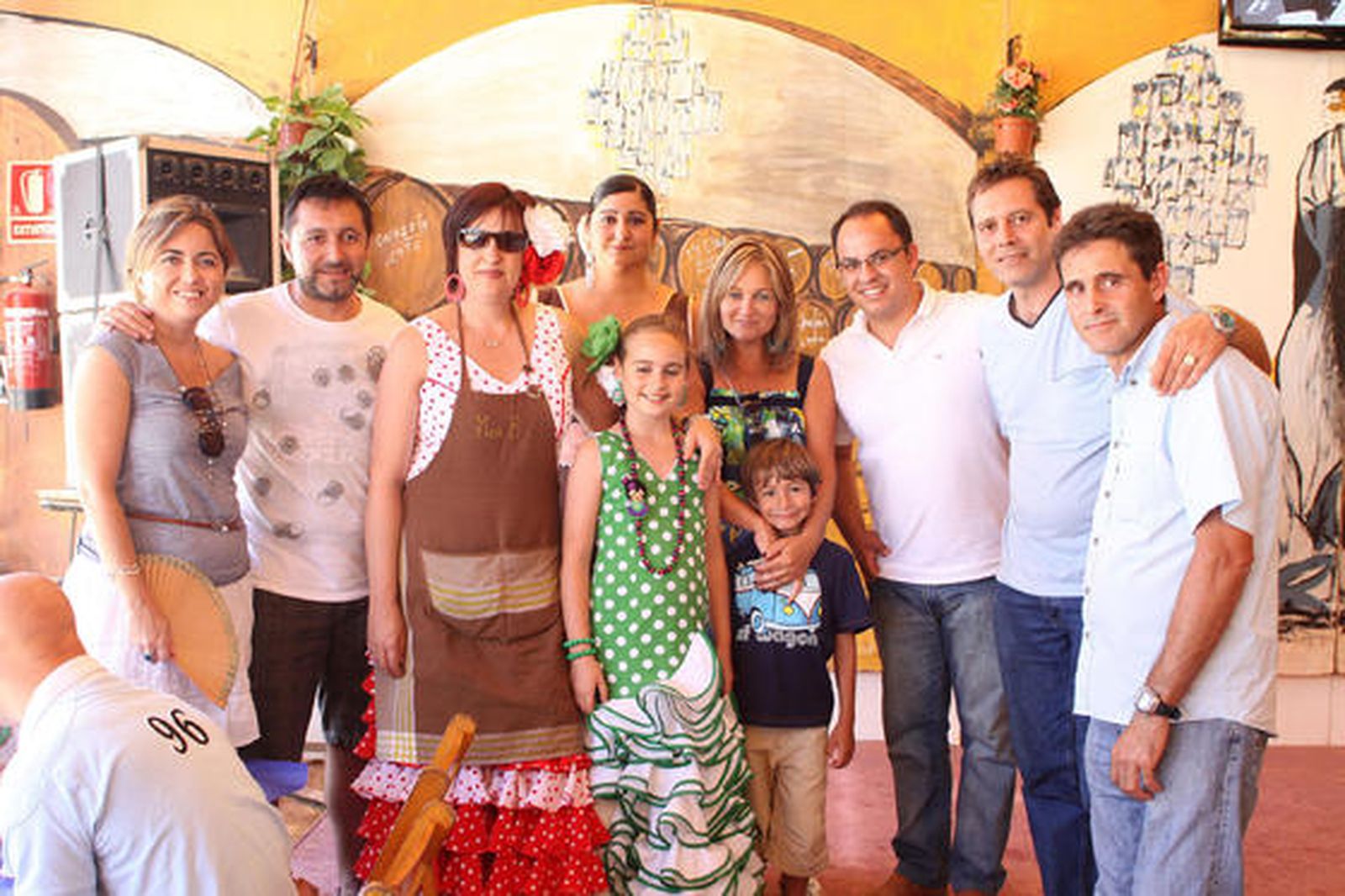 Los algecireños viven intensamente la jornada del sábado en la Feria. 

Foto: Vanessa Perez