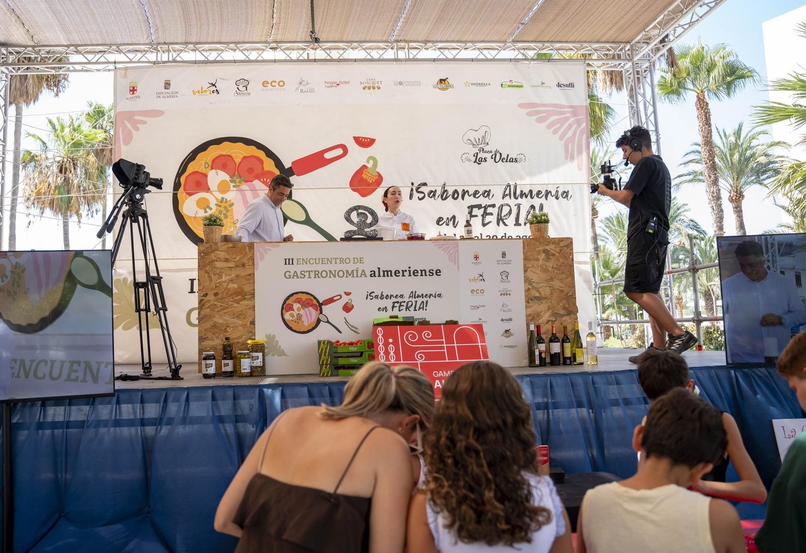 Las mejores imágenes del showcooking de Noelia Carrión  en la Feria de Almería