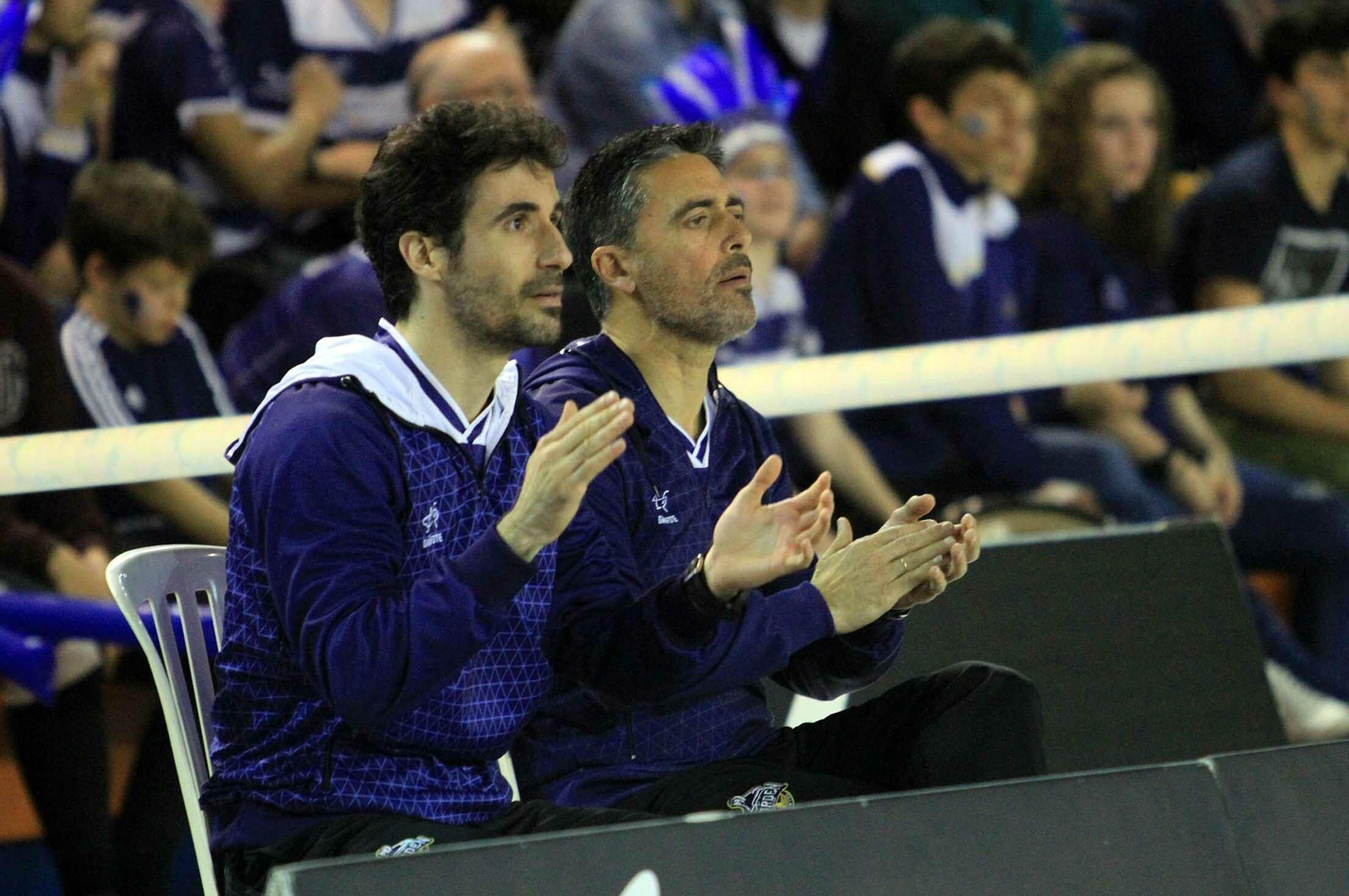 Pablo Abián y Paco Ojeda, durante un partido del Recre IES La Orden