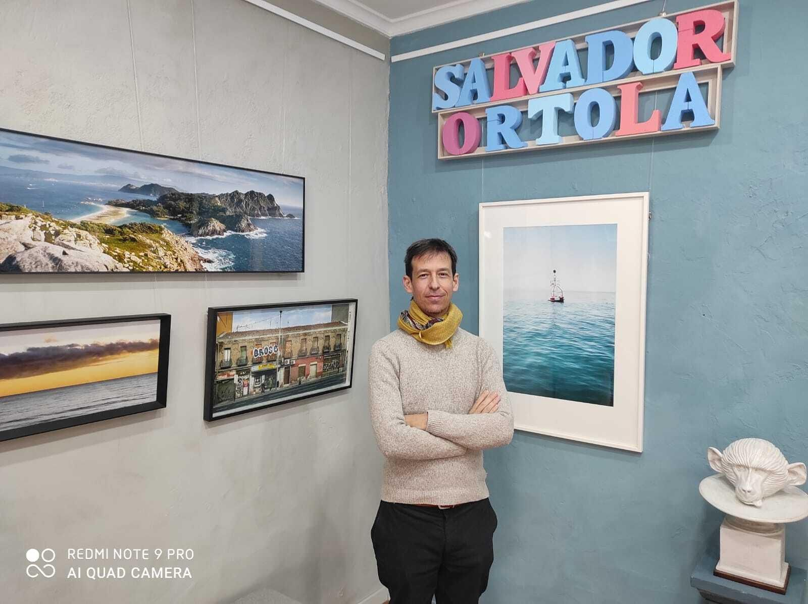 Salvador Ortolá muestra sus obras en La Galería, en El Puerto.