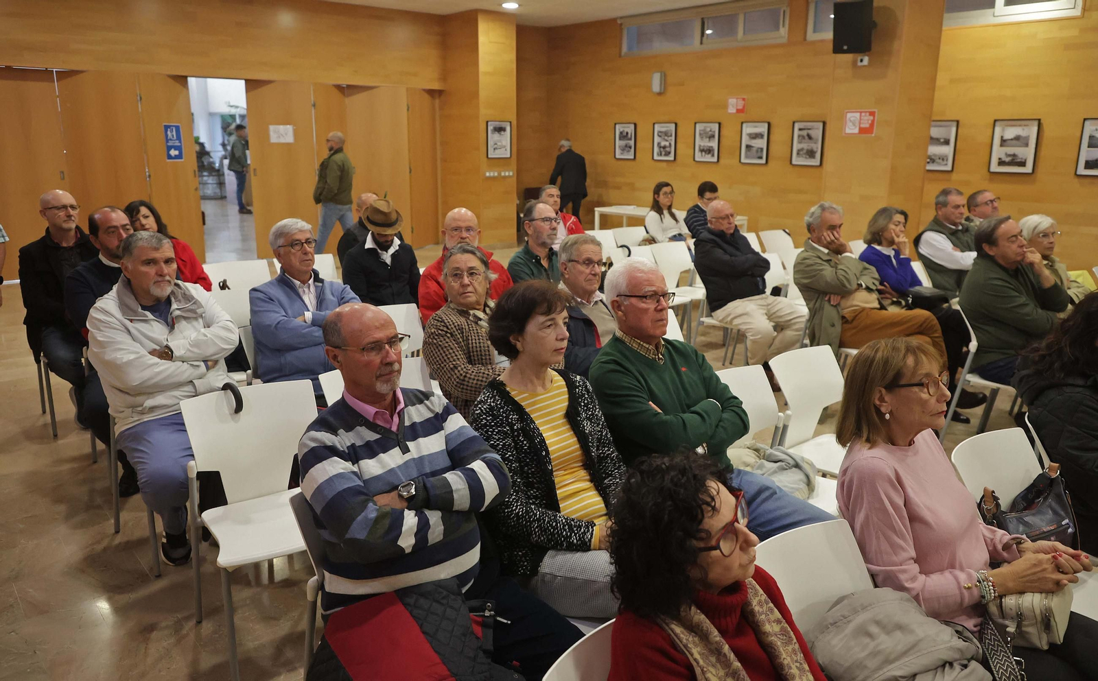 Fotos del X aniversario del centro documental José Luis Cano en Algeciras