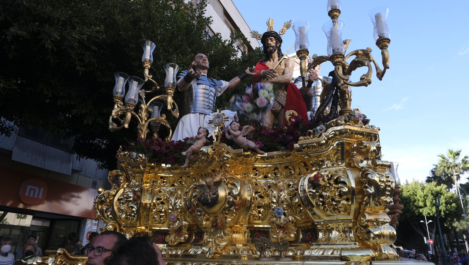 Fotogalería de la procesión de Coronación. Semana Santa Almería 2022.