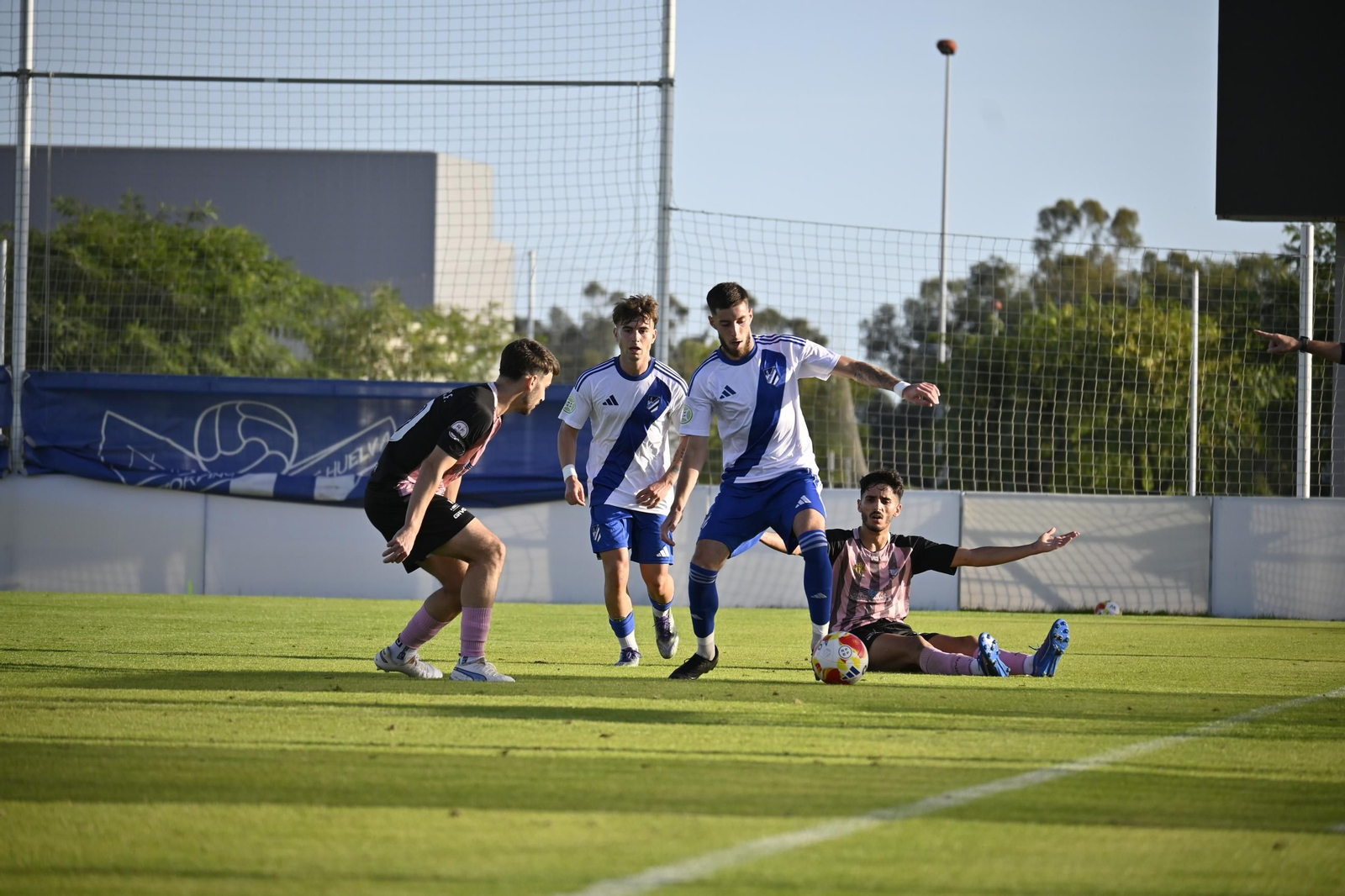 Las mejores imágenes del Atlético Onubense - Bollullos