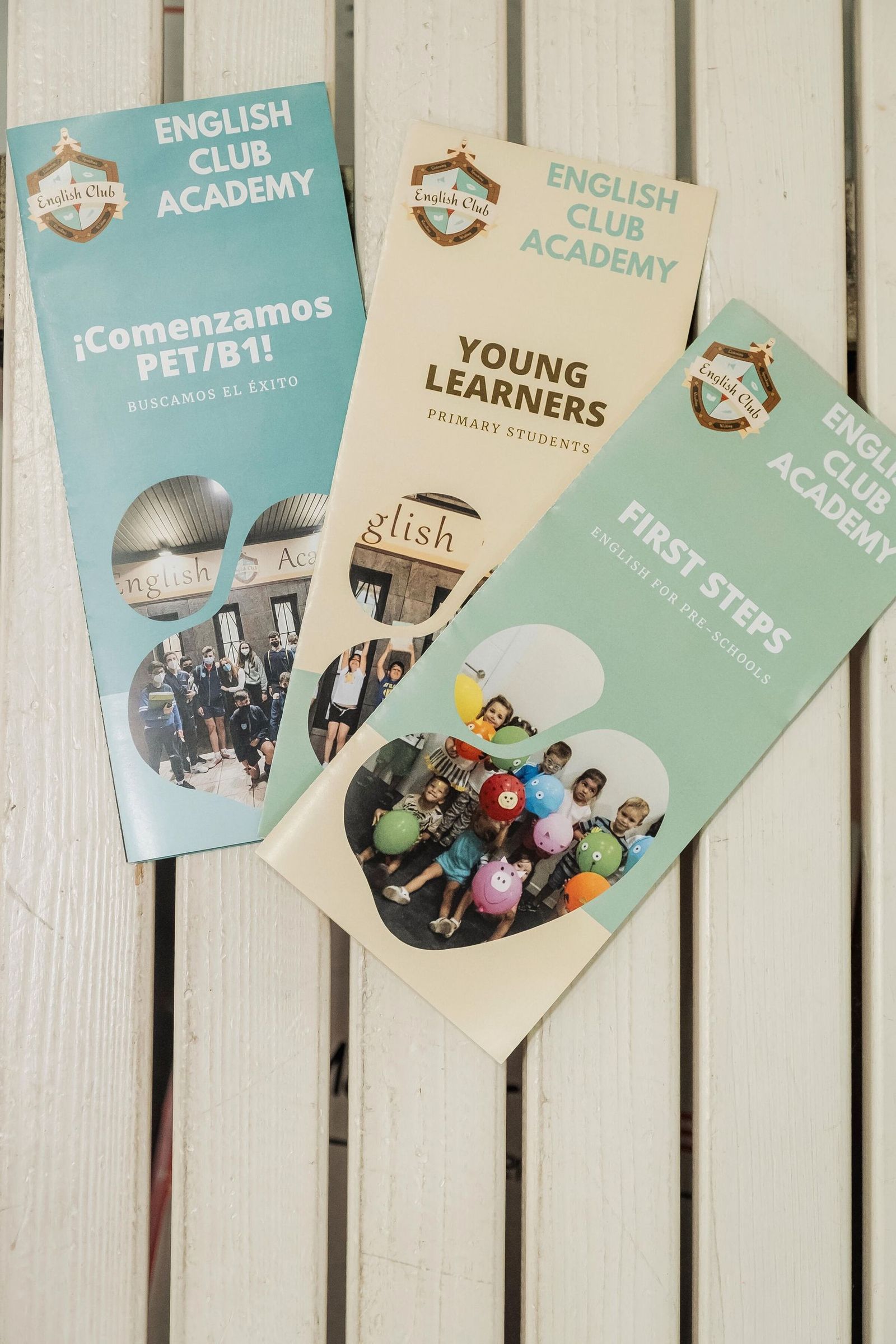 English Club Academy.