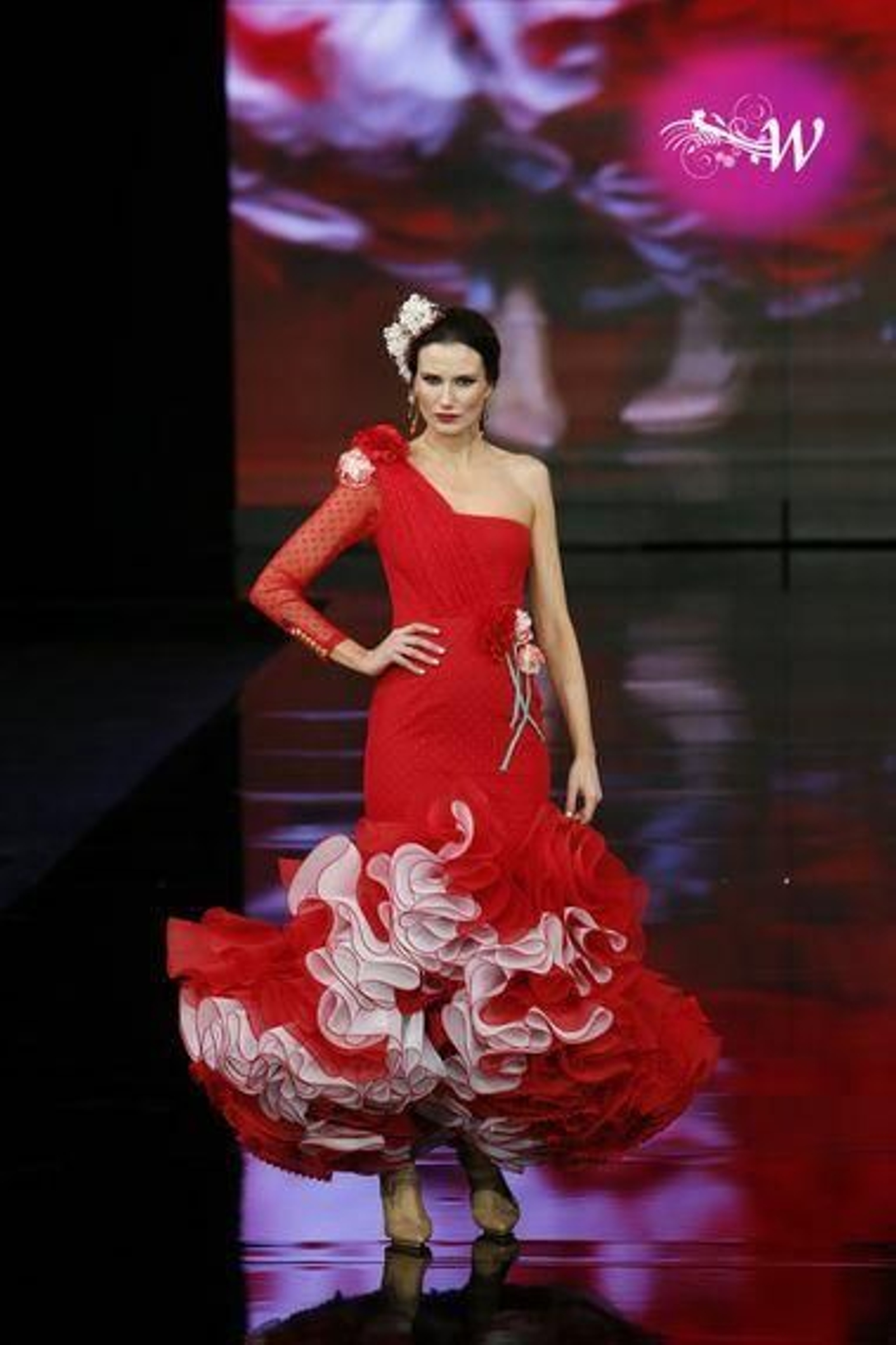 Todas las fotos del desfile de Sara Benítez en SIMOF 2020