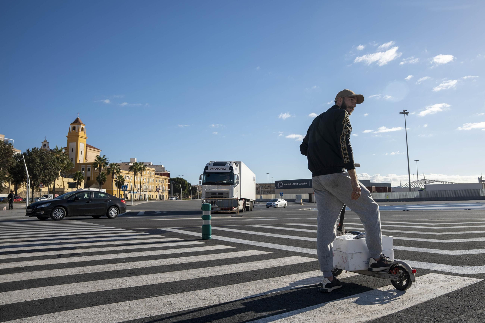 Los primeros usuarios del nuevo acceso al Puerto