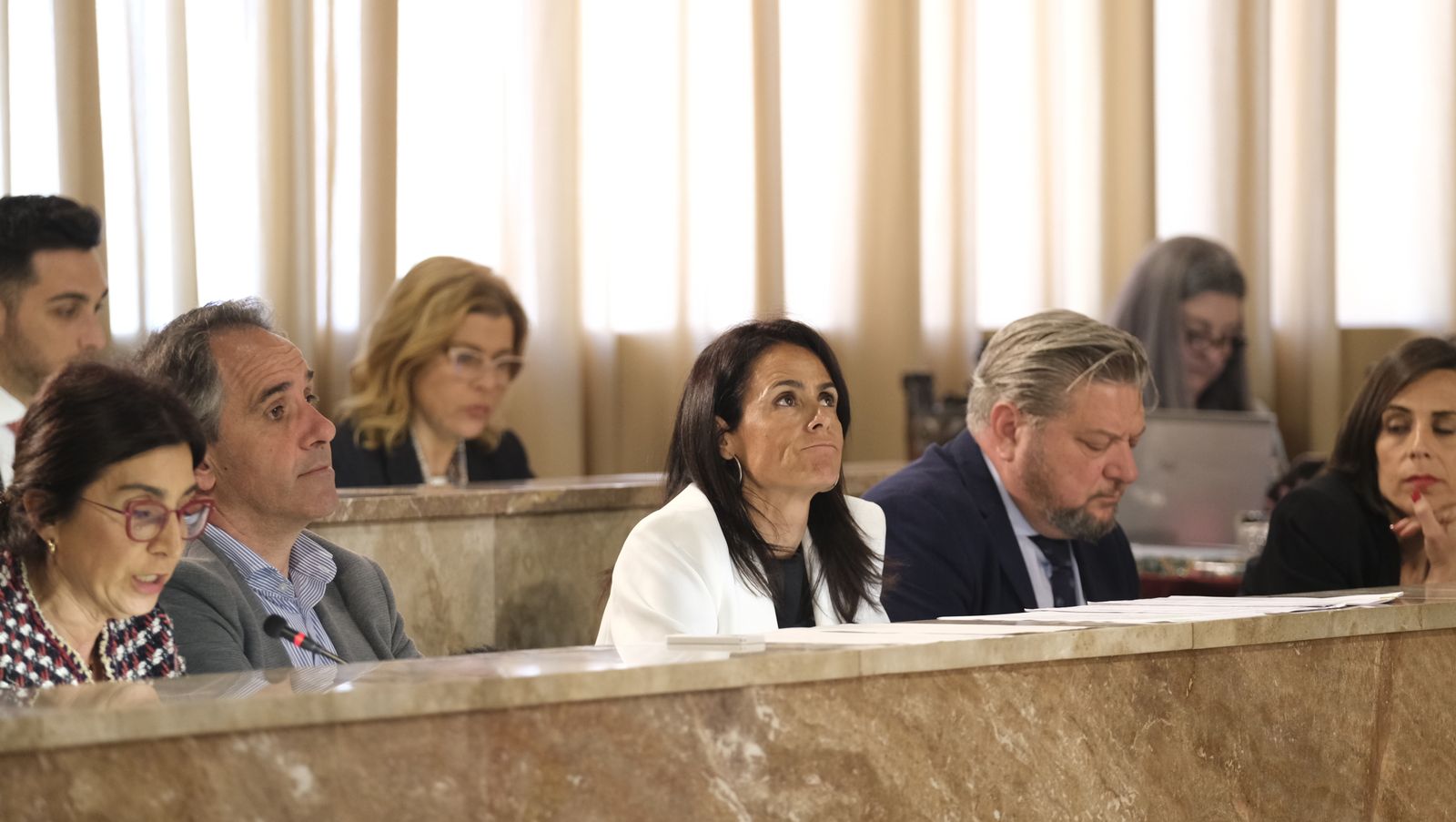 Imágenes del pleno extraordinario del Ayuntamiento de Almería