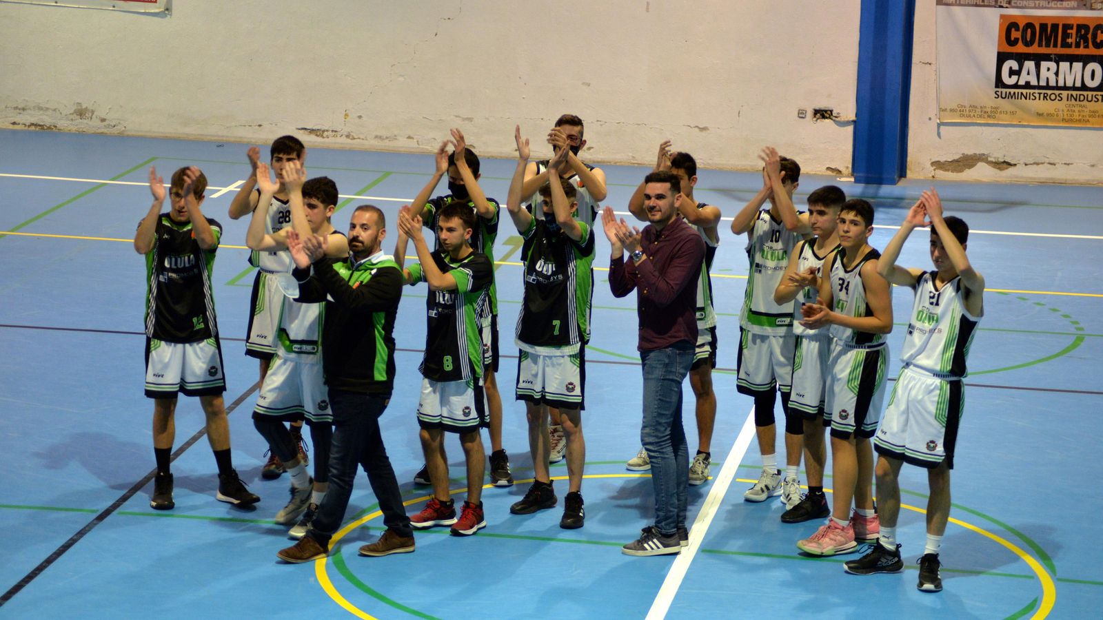 Manu dirigió el curso pasado al plantel junior y este curso está al frente del infantil Manu dirigió el curso pasado al plantel junior y este curso está al frente del infantil