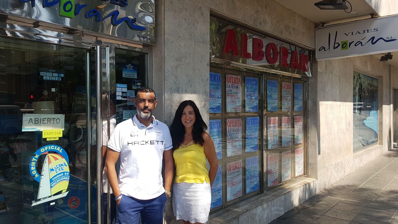 ‘Viajes Alborán’, en la Plaza de las Velas, cuenta con cuatro décadas de experiencia en el sector.