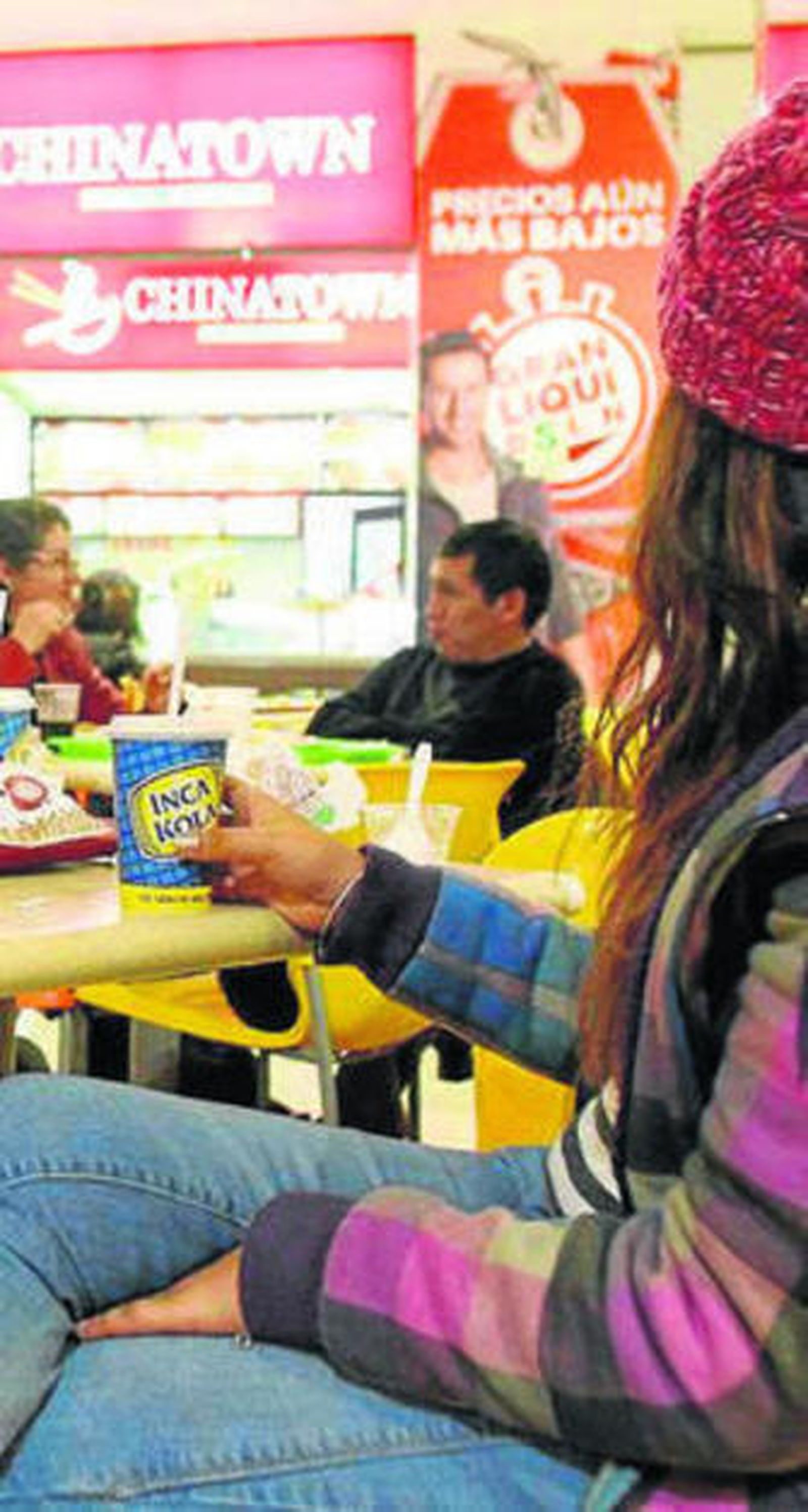 Relación entre mensajes y consumo.