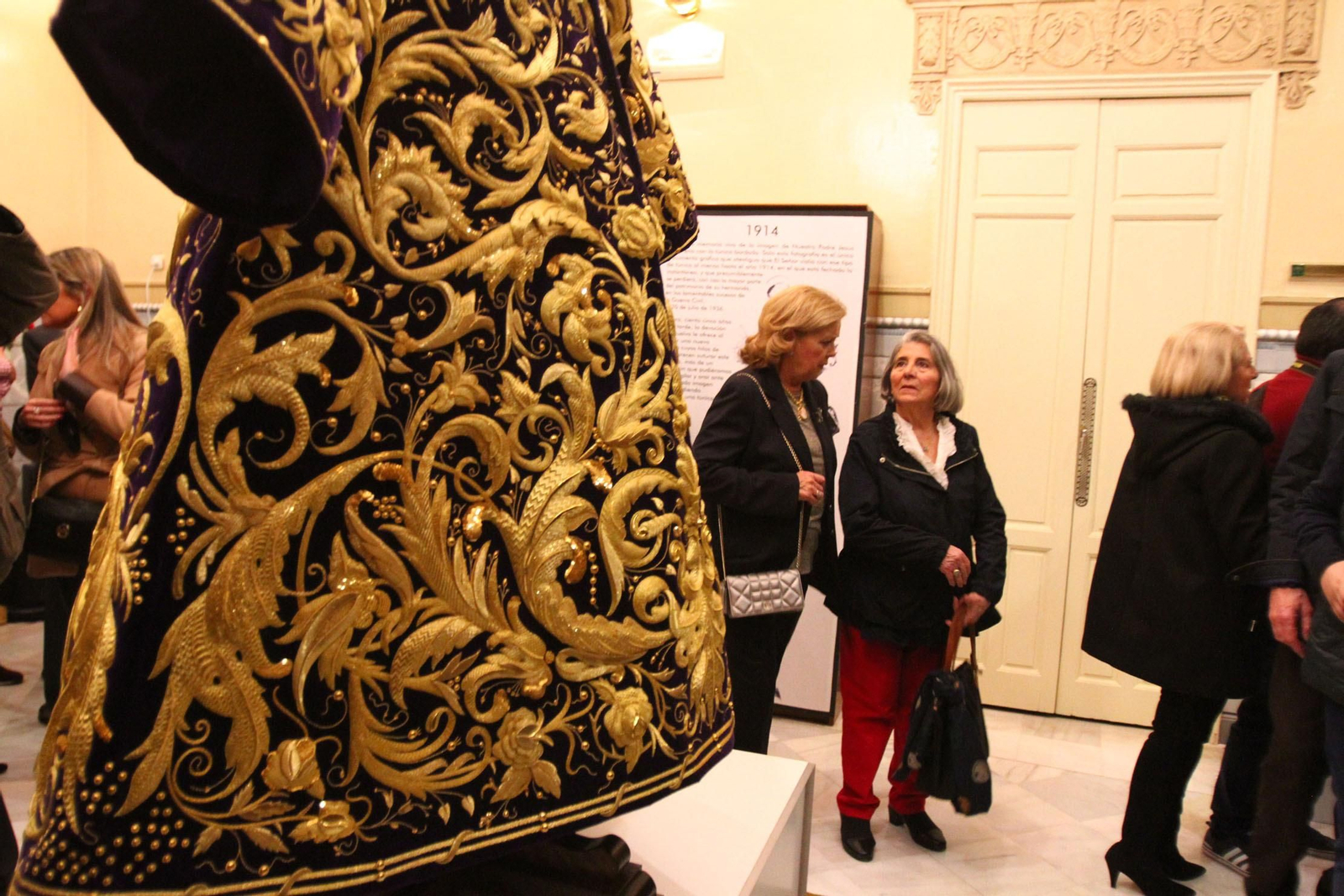 Presentación de la nueva túnica del Nazareno