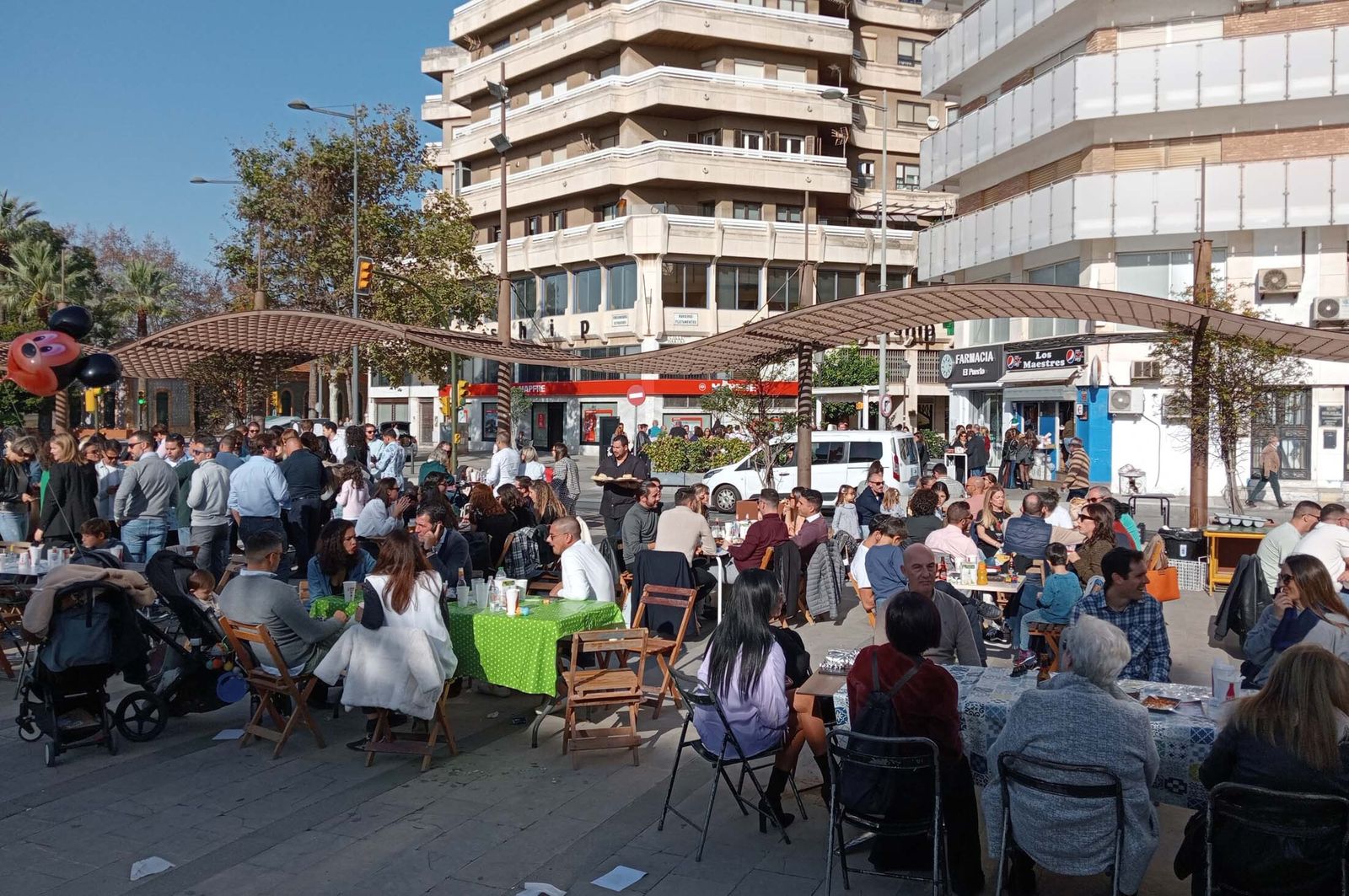 Imágenes del ambiente festivo del 31 de diciembre en Huelva