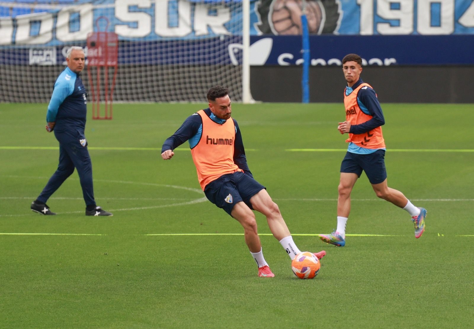 El Málaga CF prepara el derbi andaluz en La Rosaleda