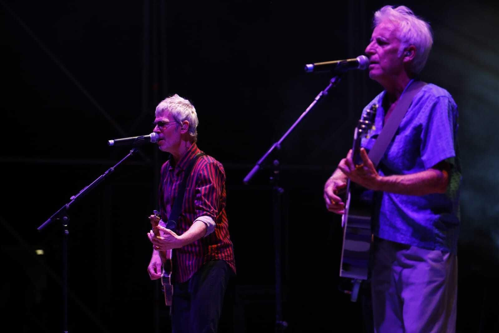El concierto de Kiko Veneno y Ariel Rot en el Festival de la Guitarra de Córdoba, en imágenes