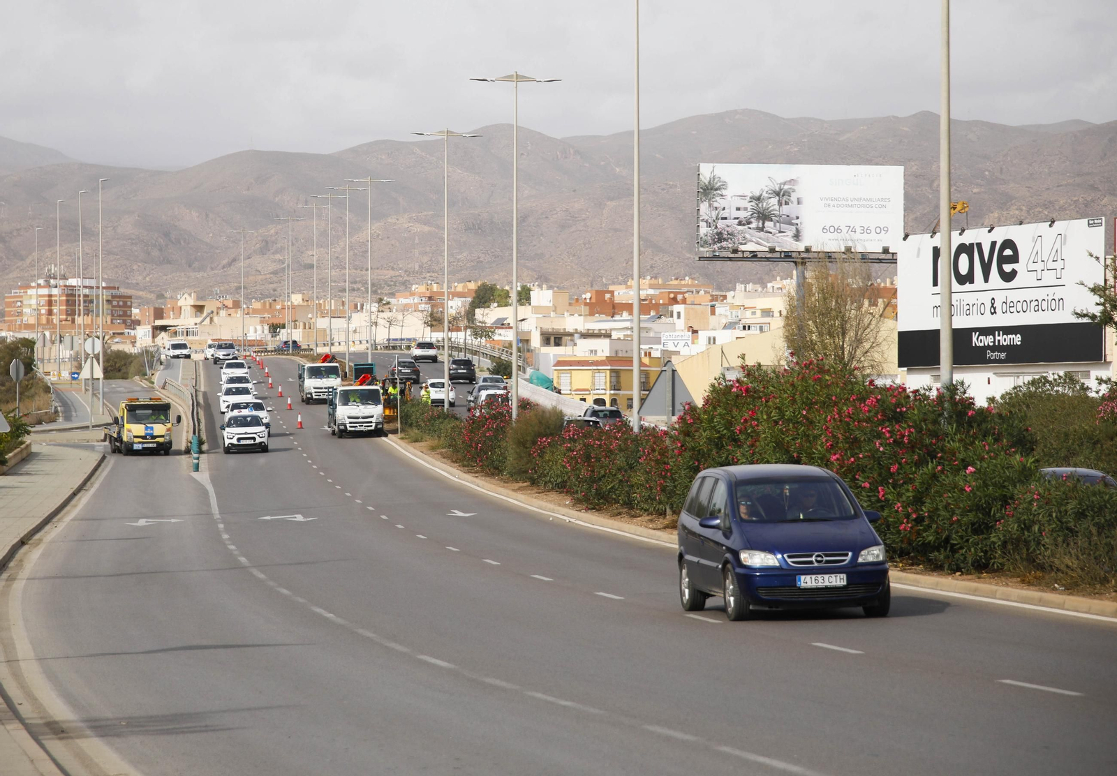 Las imágenes de las obras del puente de la autovía de Almería