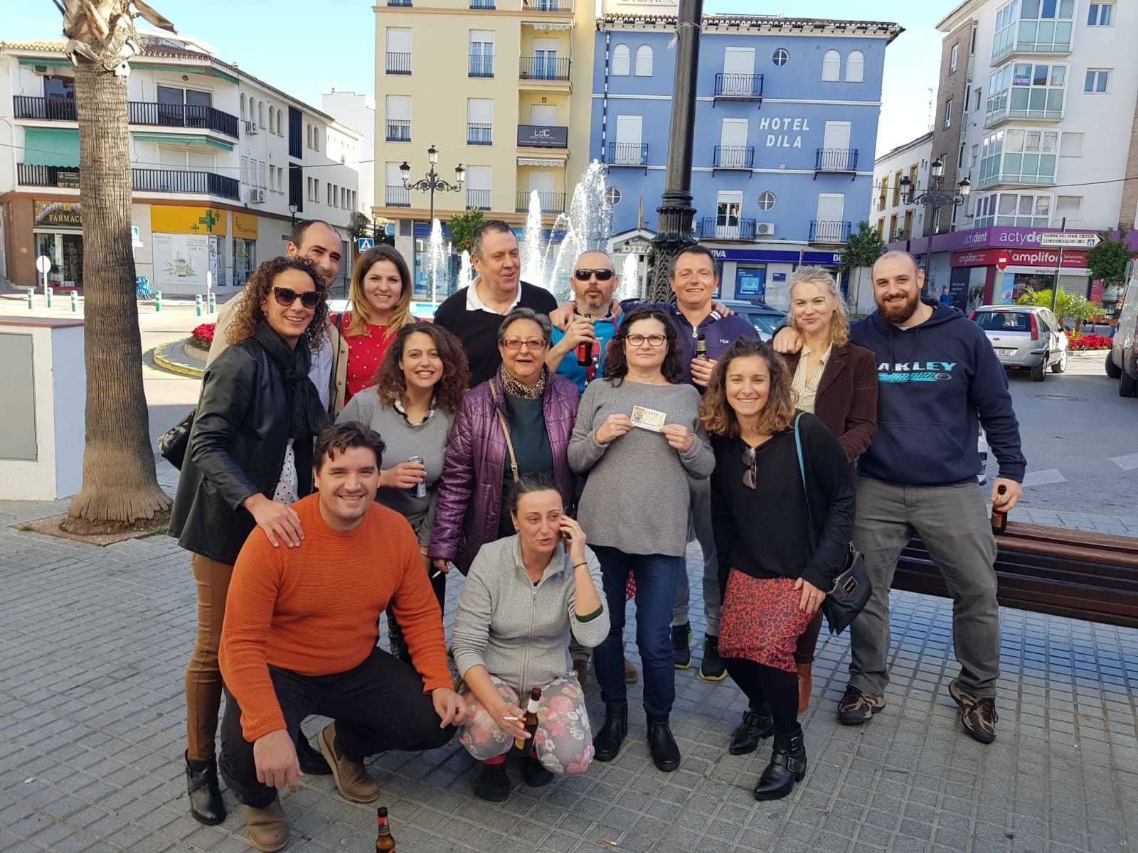 La suerte llega a Vélez-Málaga desde Almansa, con diez décimos del segundo 21015.