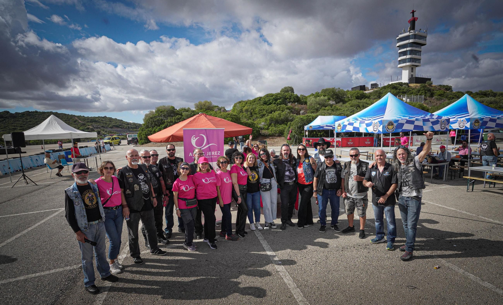 Imágenes de Rodada Solidaria en el Circuito de Jerez