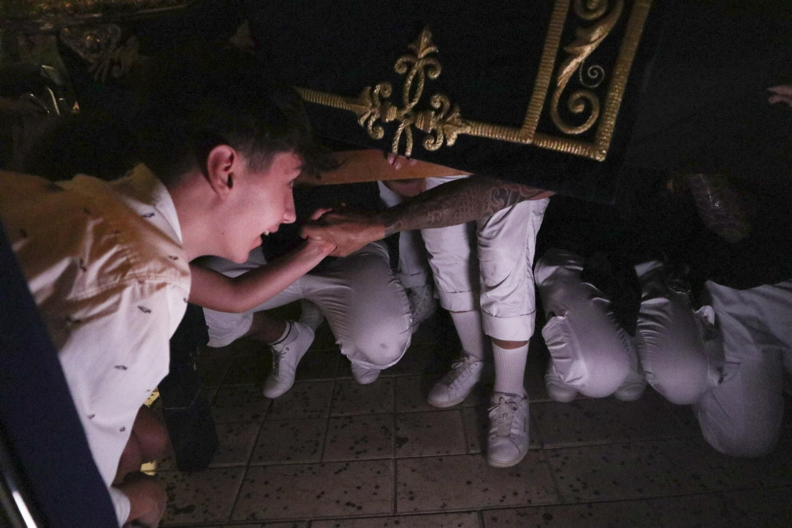 Las mejores imágenes de la procesión de la Amargura Coronada