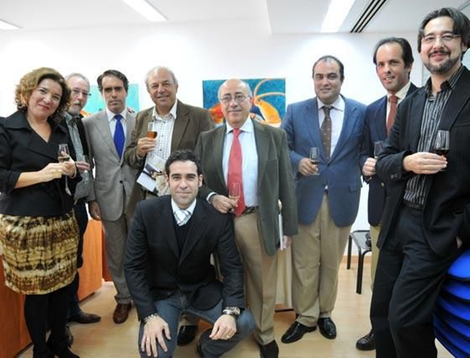 Organizadores, elenco y patrocinadores durante el acto de presentación del primer programa de la temporada. 

Foto: Manuel Aranda