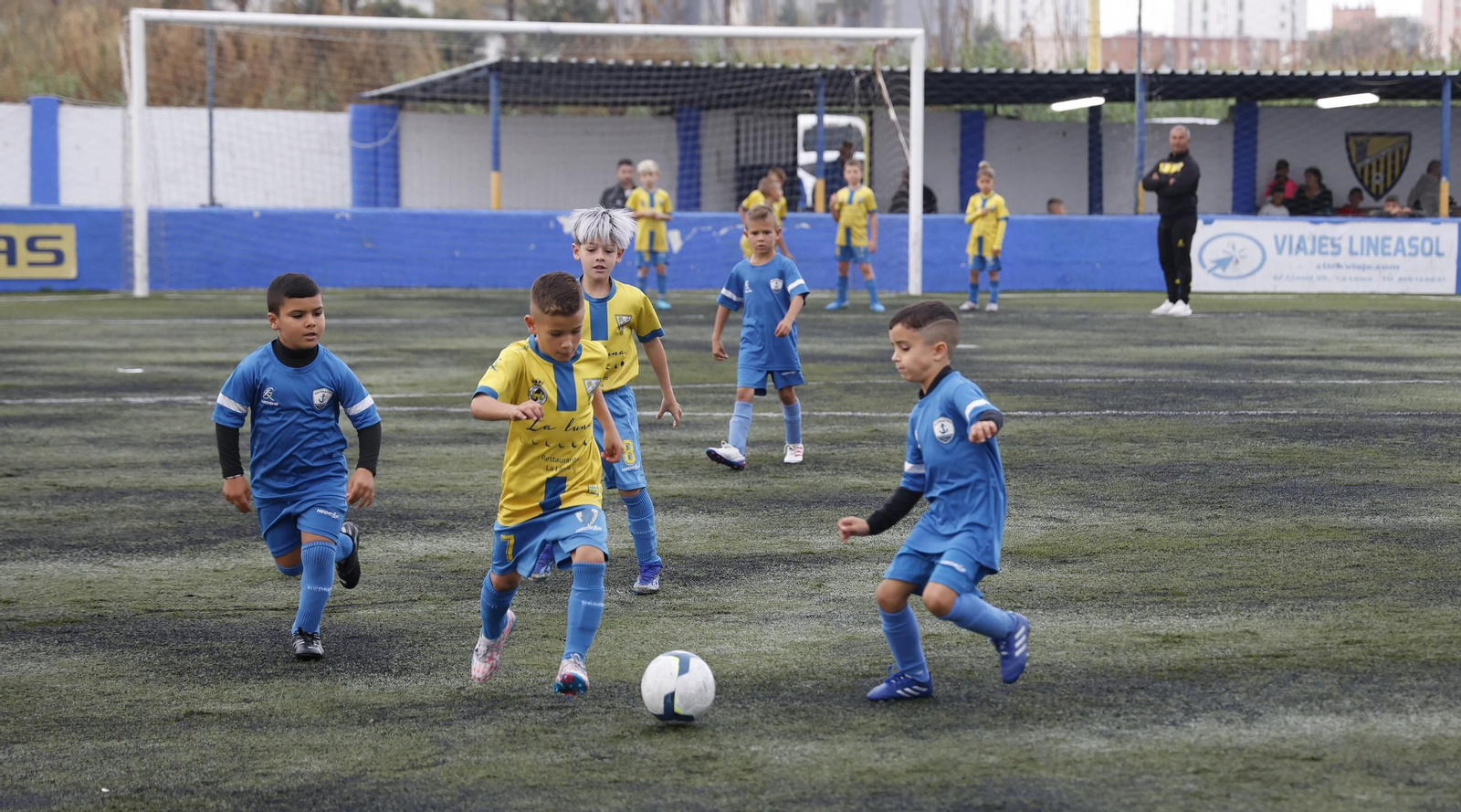 Las fotos del Torneo Ciudad de La Línea de bebés y prebenjamines