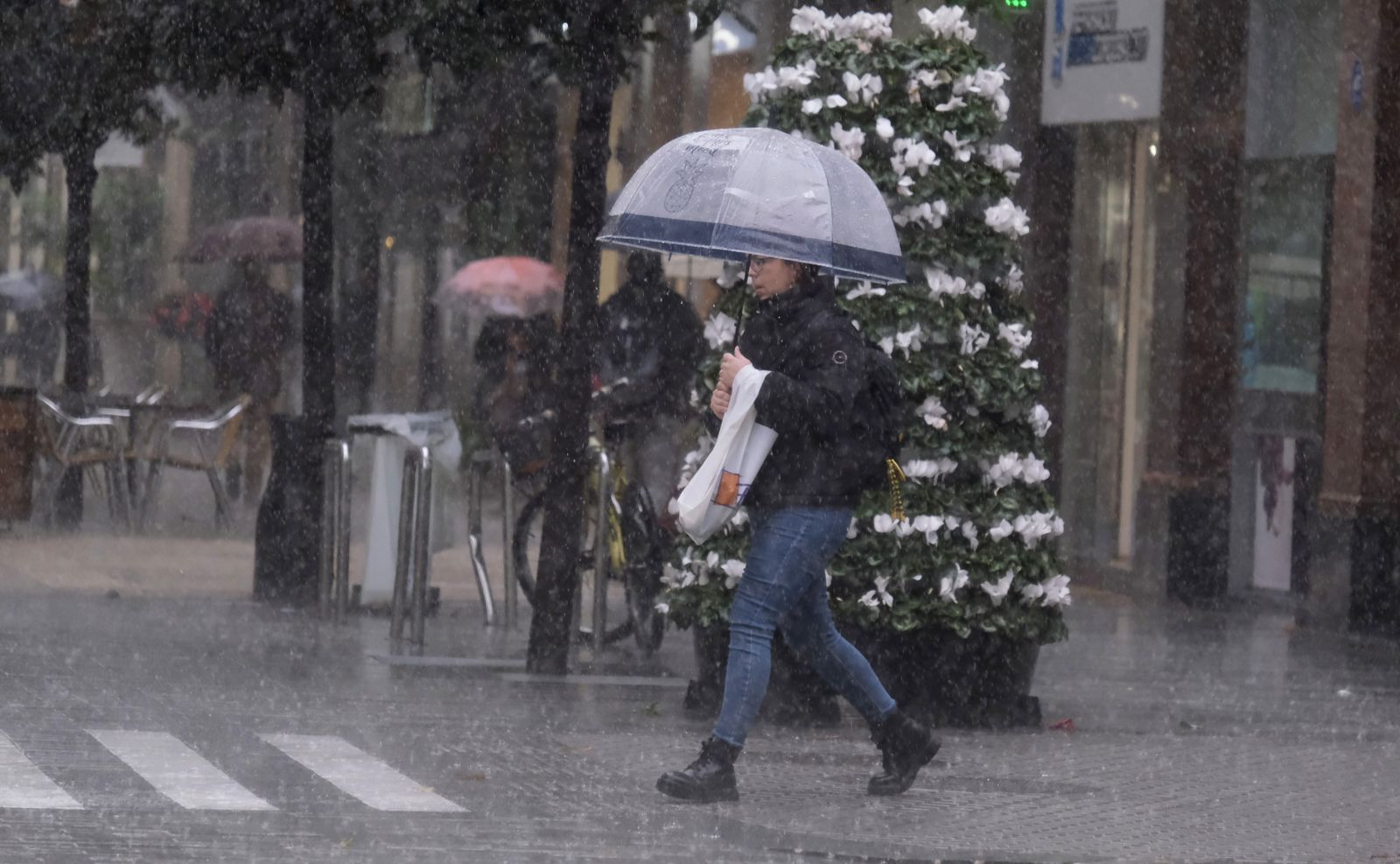 Las imágenes de la tromba de agua que ha caído en Córdoba este viernes