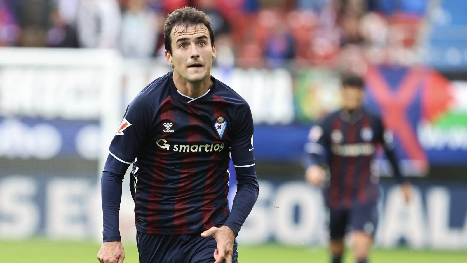 Jon Magunazelaia, en un partido del presente curso con el Eibar.