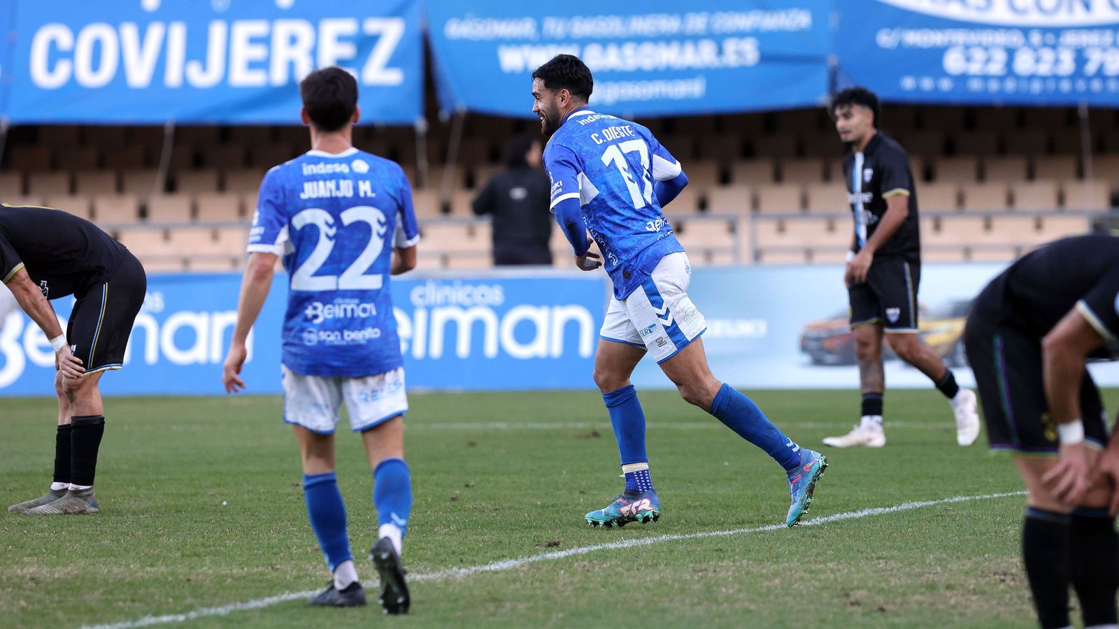 Imágenes del Xerez DFC contra La Unión Atlético en Chapín