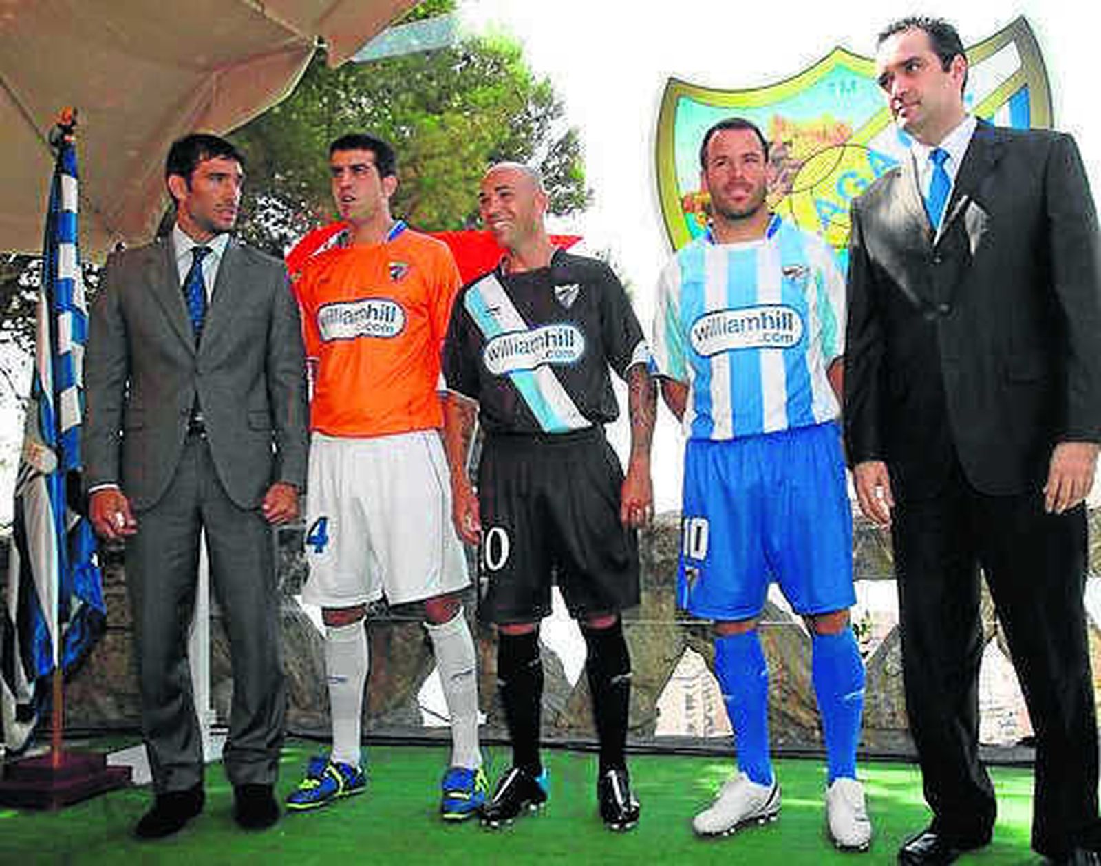 Las camisetas más icónicas del Málaga CF: Champions, Intertoto, UEFA, ascensos