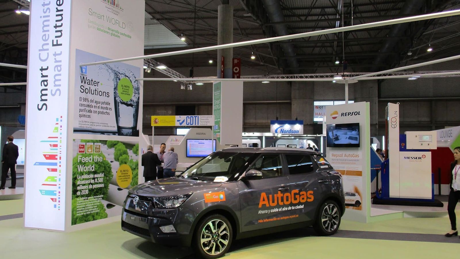 Vehículo de AutoGas que Respsol que expone en 'Smart Chemistry'