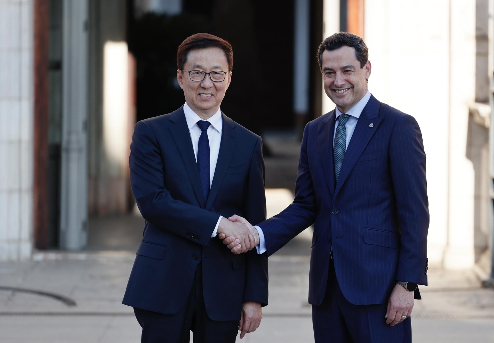 Las mejores fotos de la visita del vicepresidente chino Han Zheng a Sevilla para reunirse con Juanma Moreno