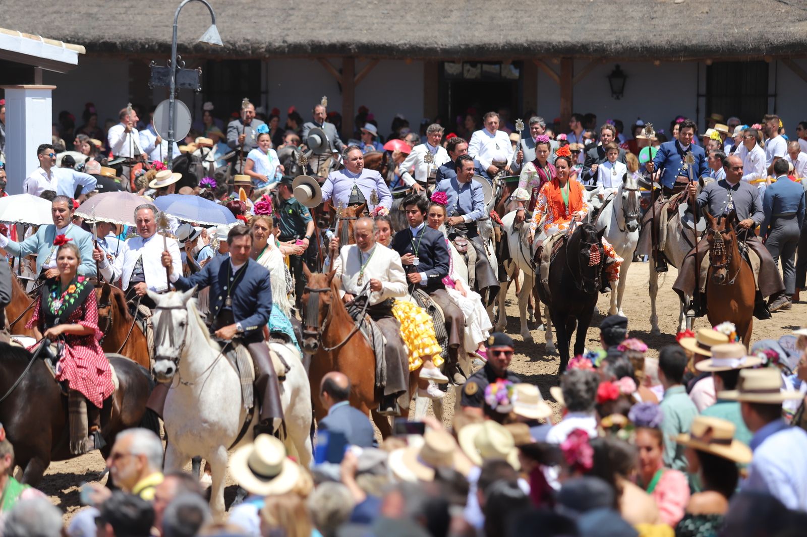 Imágenes de la presentación de las  Hermandades filiales  del sábado en el Rocío