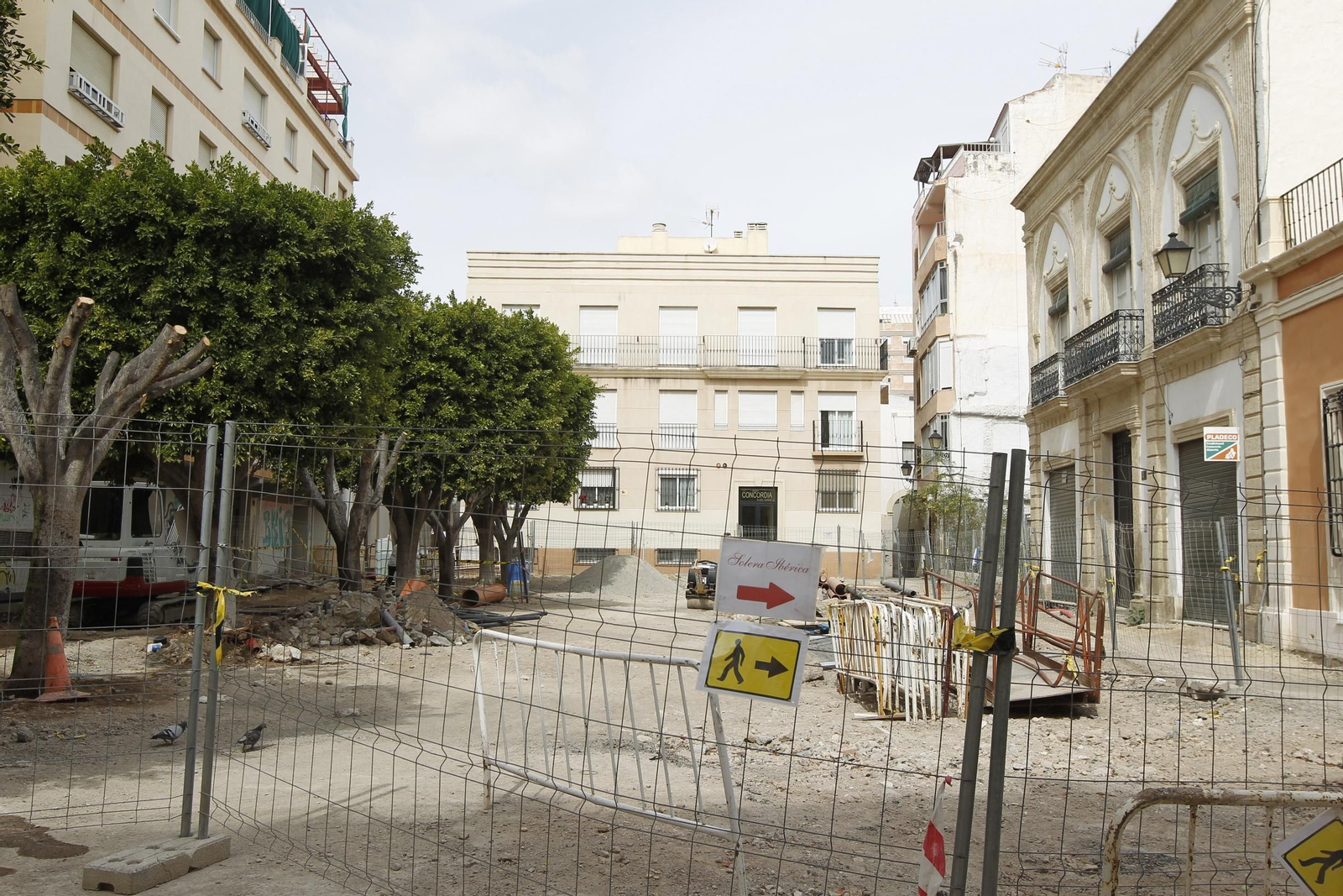 Fotogalería coronavirus a pie de obra en Almería